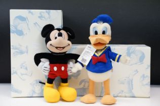 Two boxed Steiff Disney teddys to include 354984 25cm Donald Duck No.573/2000, Exclusive to