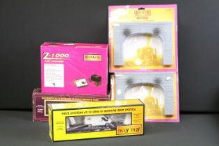 Five boxed Rail King by MTH Electric Trains O gauge accessories to include 40-1000 Z-1000 Hobby