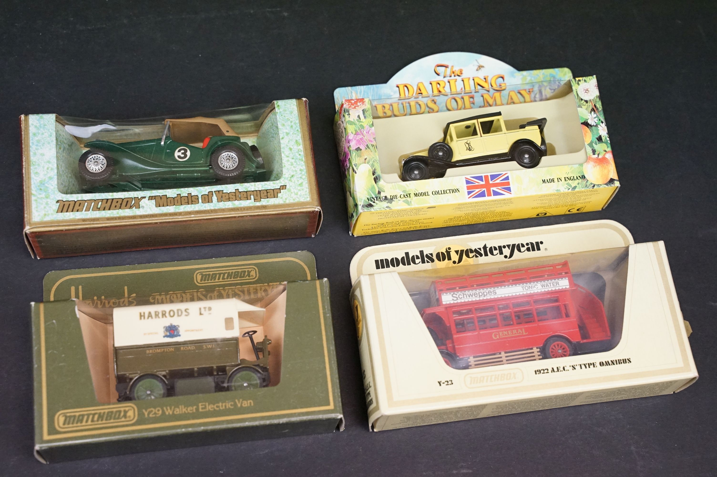 Collection of 15 boxed and unboxed diecast models to include 2 x Corgi 100 Years In Flight, Corgi - Image 9 of 12