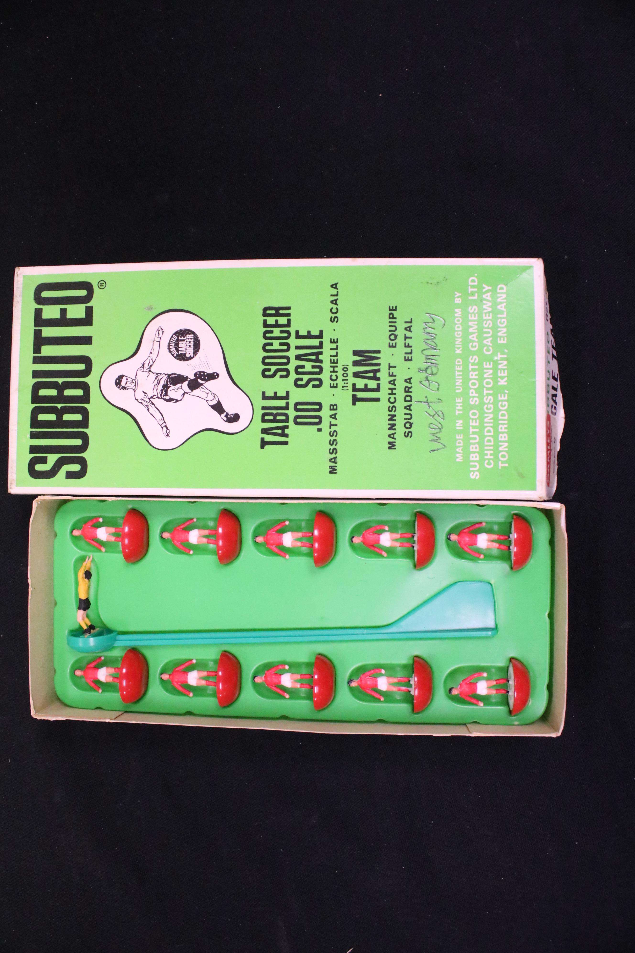 Subbuteo - Collection of mainly HW Subbuteo to include 16 x boxed teams featuring The Arsenal, - Image 12 of 30