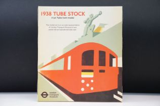 Boxed EFE Exclusive First Editions London Transport Museum 1938 Tube Stock 4 Car Tube Train Model,