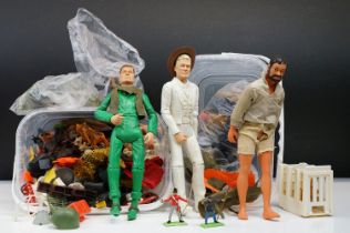 Collection of 70s / 80s figures & animals to include 8 x Original Star Wars figures (Stormtrooper,
