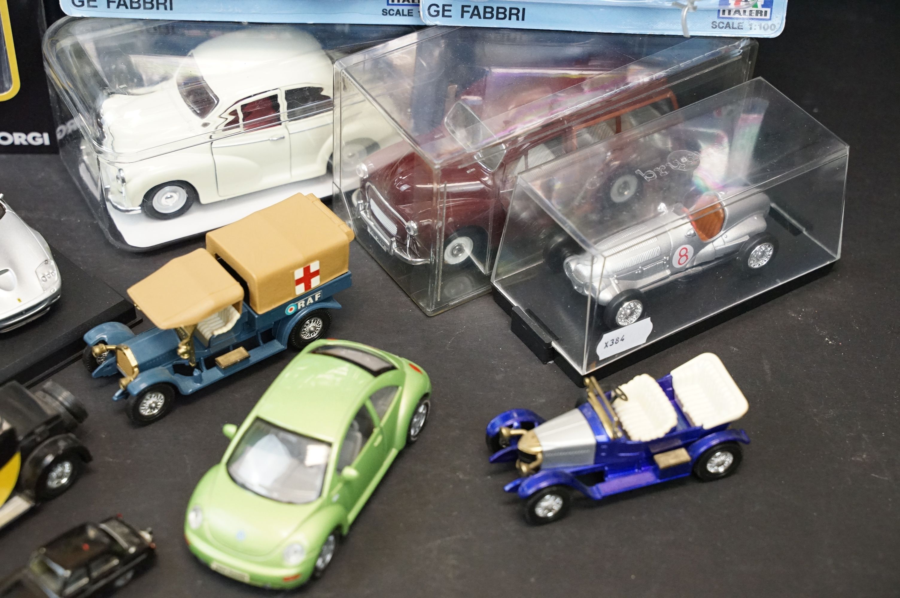 Collection of 15 boxed and unboxed diecast models to include 2 x Corgi 100 Years In Flight, Corgi - Image 4 of 12