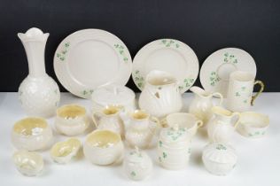 Collection of Belleek ceramics to include 4th to 7th period marks. The lot to include twelve