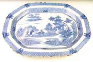 19th Century blue & white chinoiserie serving platter of octagonal form, with transfer printed