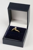 18ct Yellow Gold Diamond Ring