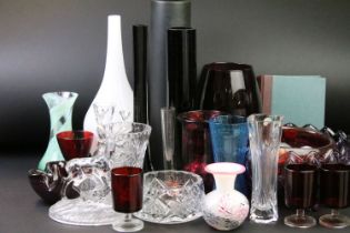 Assorted 20th Century glass to include Caithness (unmarked), Mdina, Chzech glass, cased glass vases,