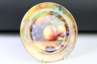 H. Price for Royal Worcester - A 20th Century cabinet plate, decorated with hand painted still