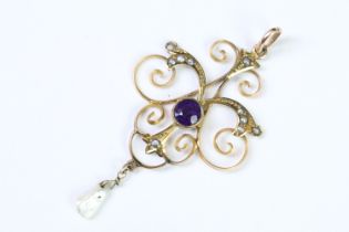 A late 19th / early 20th century 9ct gold Art Nouveau pendant with amethyst and seed pearl