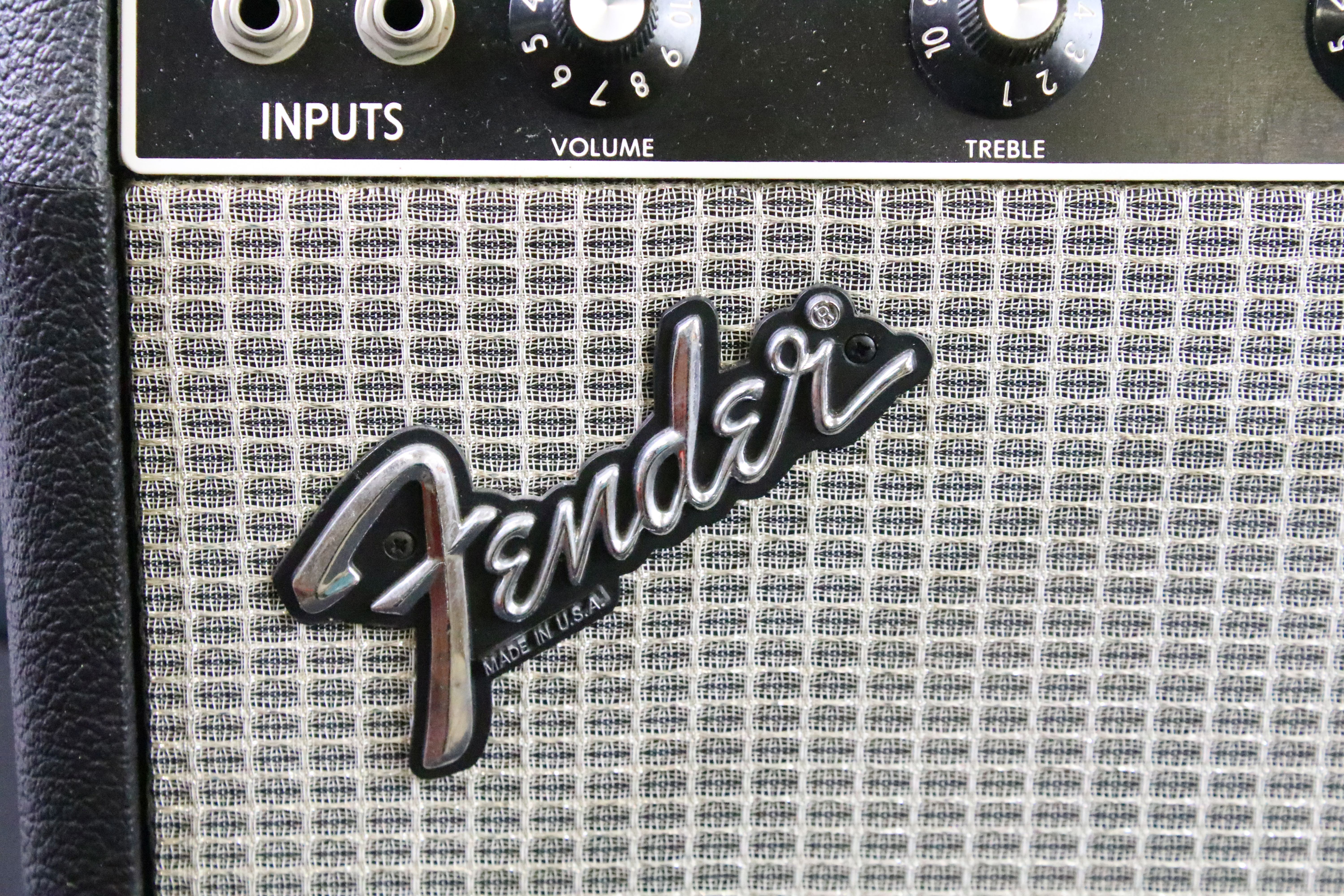 Fender Champ combo guitar amplifier. Made in USA serial number F148149 - Image 2 of 8