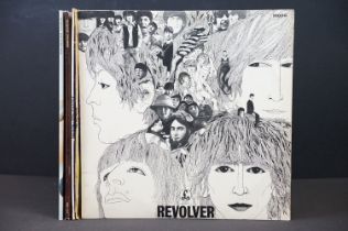 Vinyl - 5 The Beatles LPs to include: Revolver (UK mono pressing yellow black labels PMC 7009)