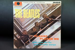 Vinyl - The Beatles - Please Please Me. UK 1963 1st pressing on Parlophone Records PMC 1202.