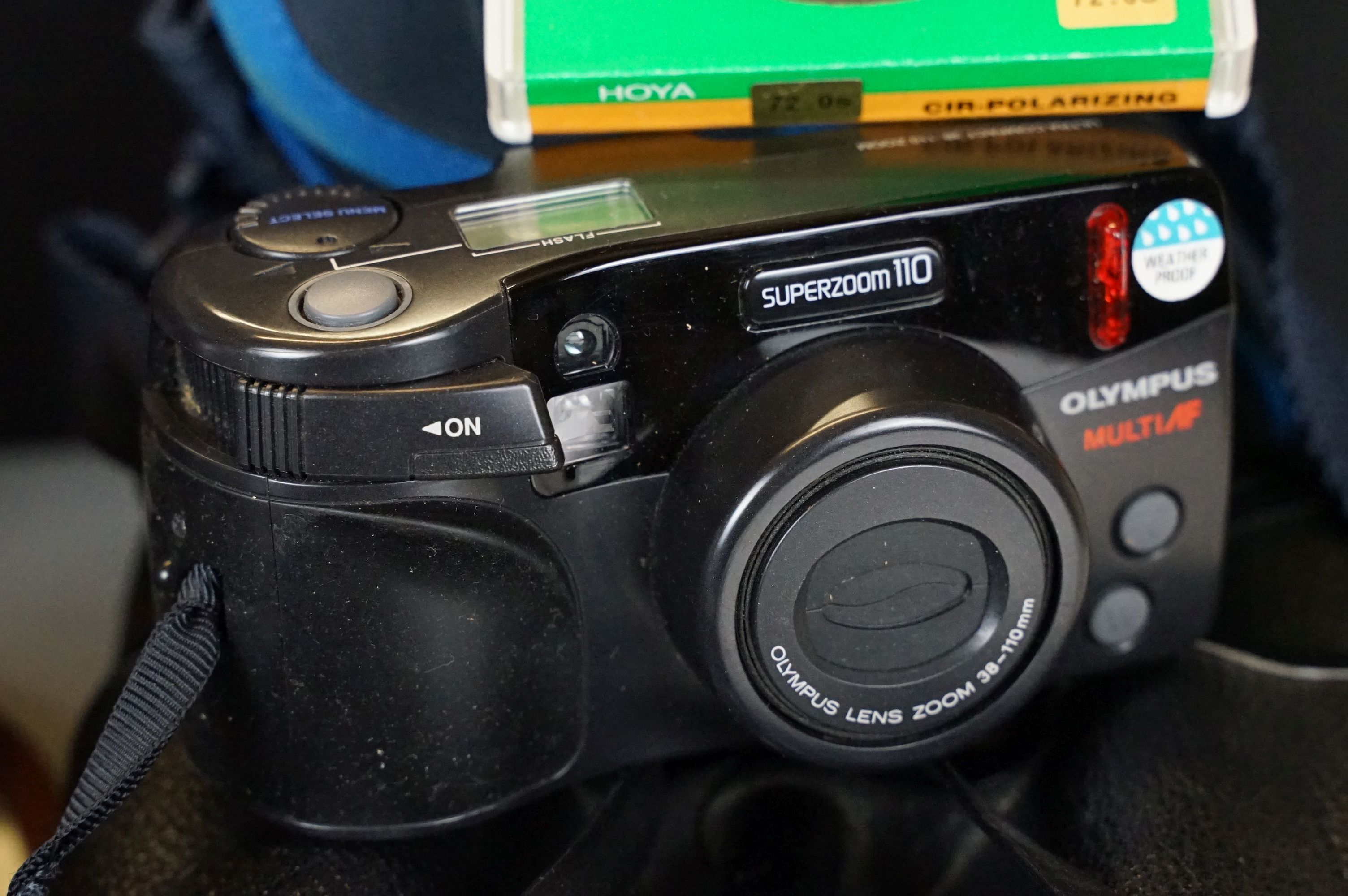 A collection of mixed photographic equipment to include Zenit and Chinon 35mm SLR cameras together - Image 9 of 13