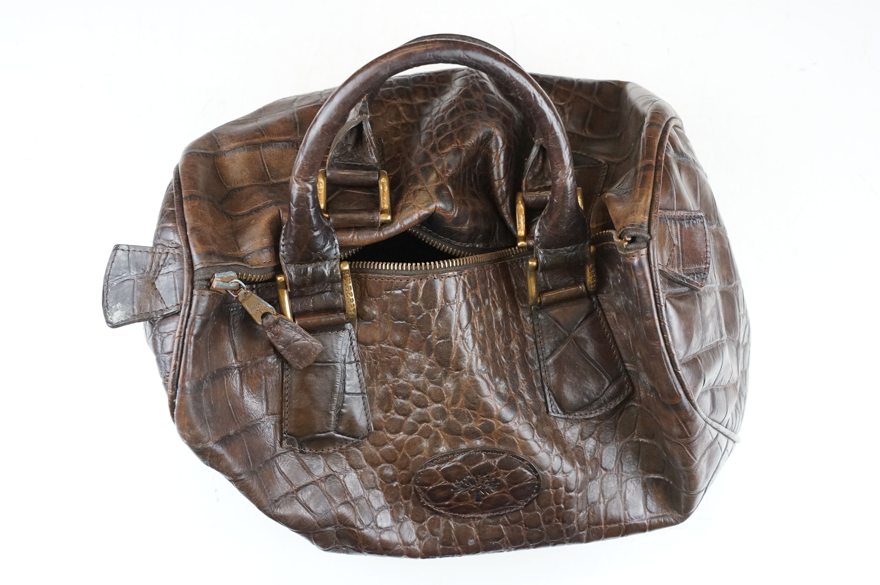 Mulberry dark brown leather crocodile effect handbag, with Mulberry storage bag, 20cm high x 35cm - Image 3 of 12