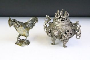 Chinese white metal censor with twin dragon handles and relief decoration (approx 14.5cm high),