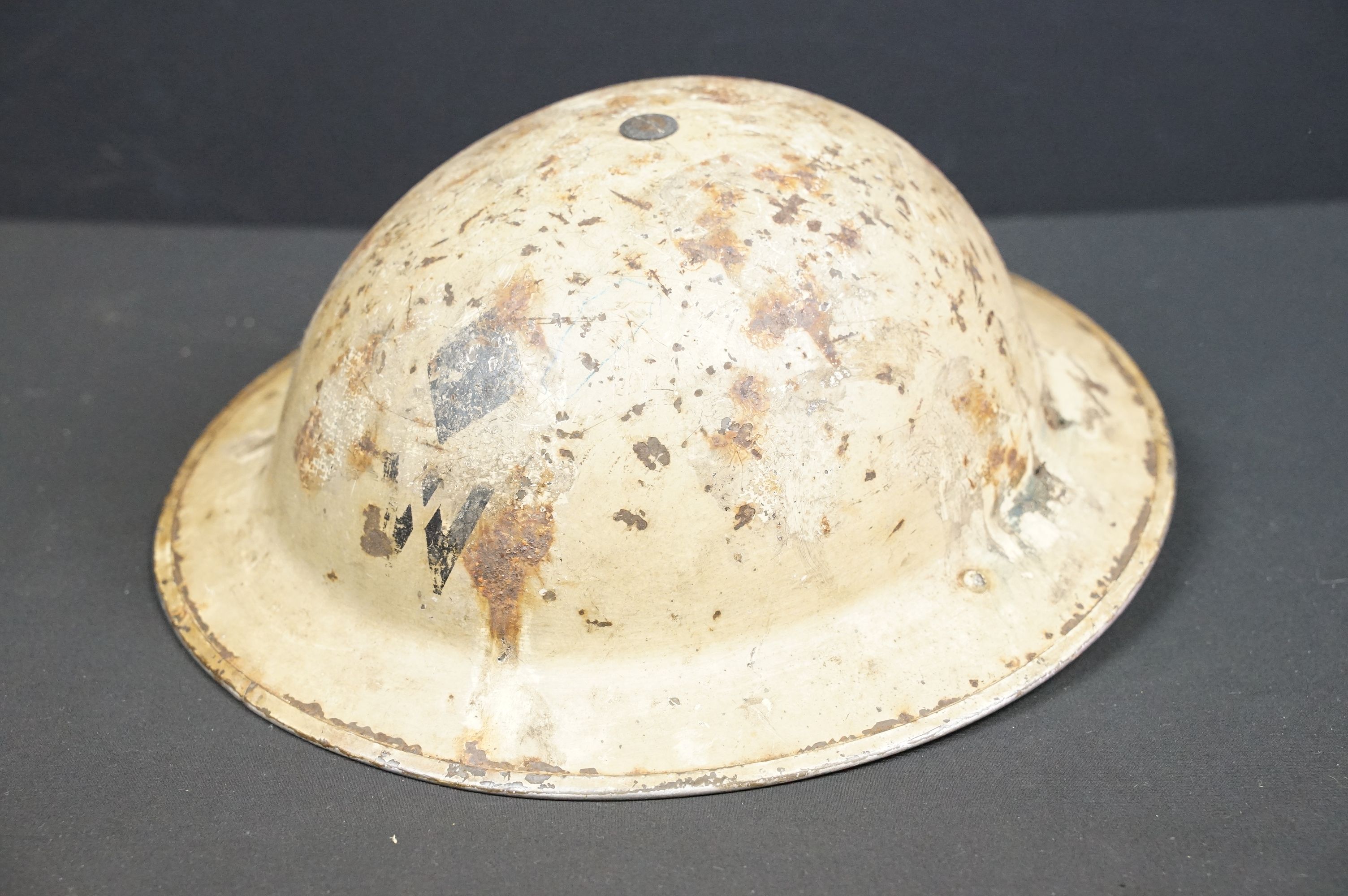 A small group of military collectables to include Wardens Brodie helmet, respirator and a - Image 9 of 12