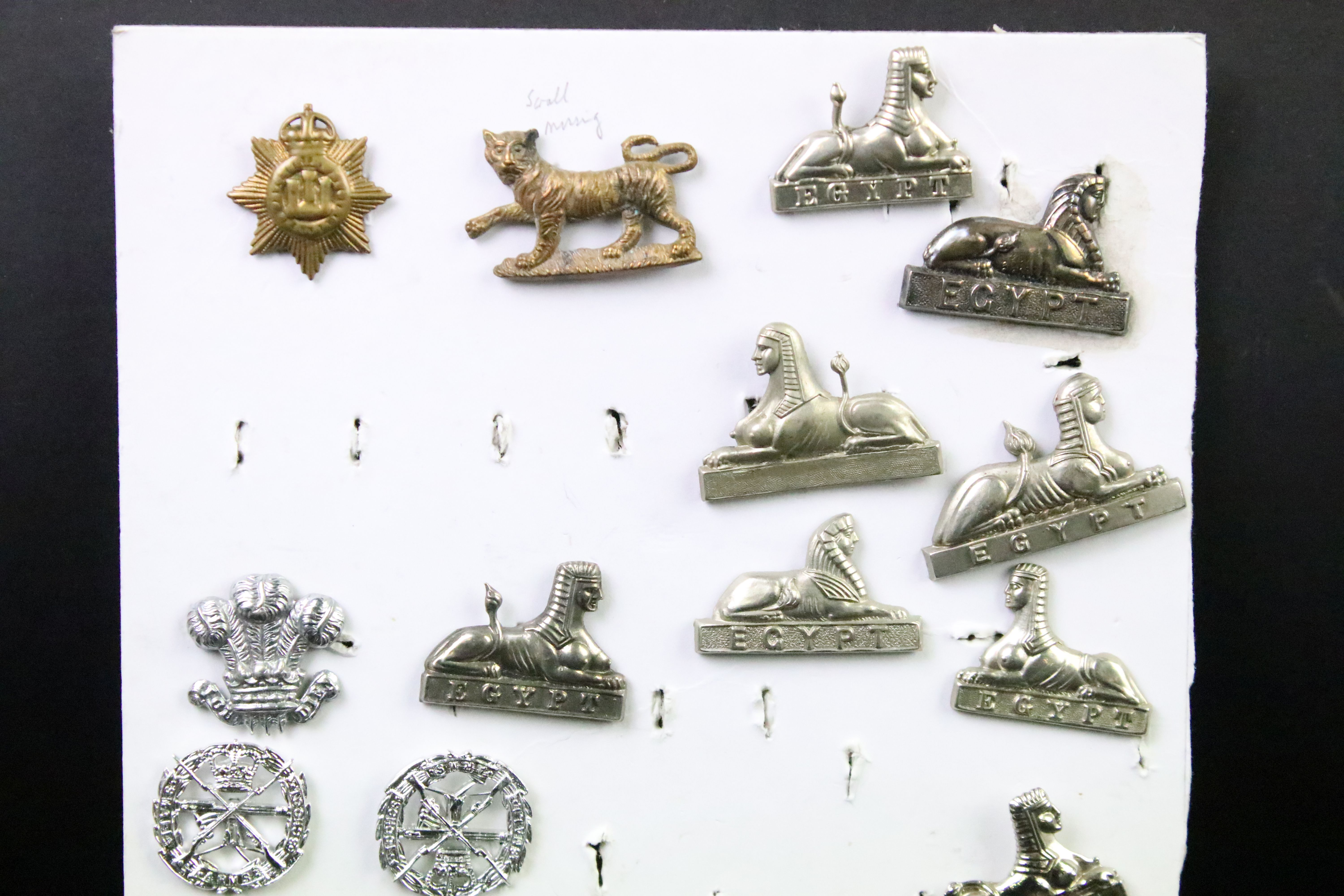 A collection of British military Regimental cap and collar badges to include the East Lancashire - Image 10 of 16