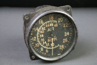 A British military issued RAF / Air Ministry aircraft speedometer display gauge.