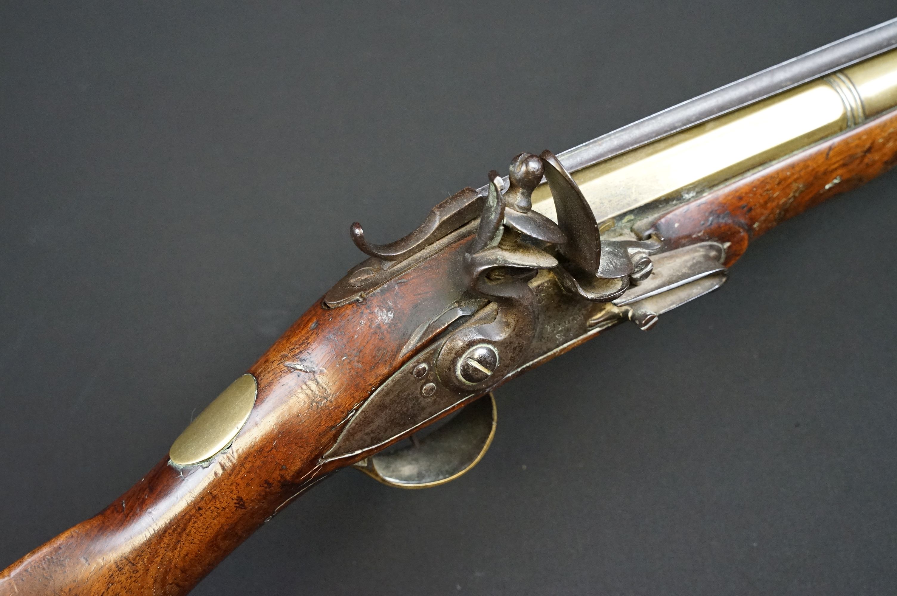 A FLINTLOCK COACHING BLUNDERBUSS by Mewis & Co, with 14 1/2" brass bell ended barrel, Birmingham - Image 3 of 19