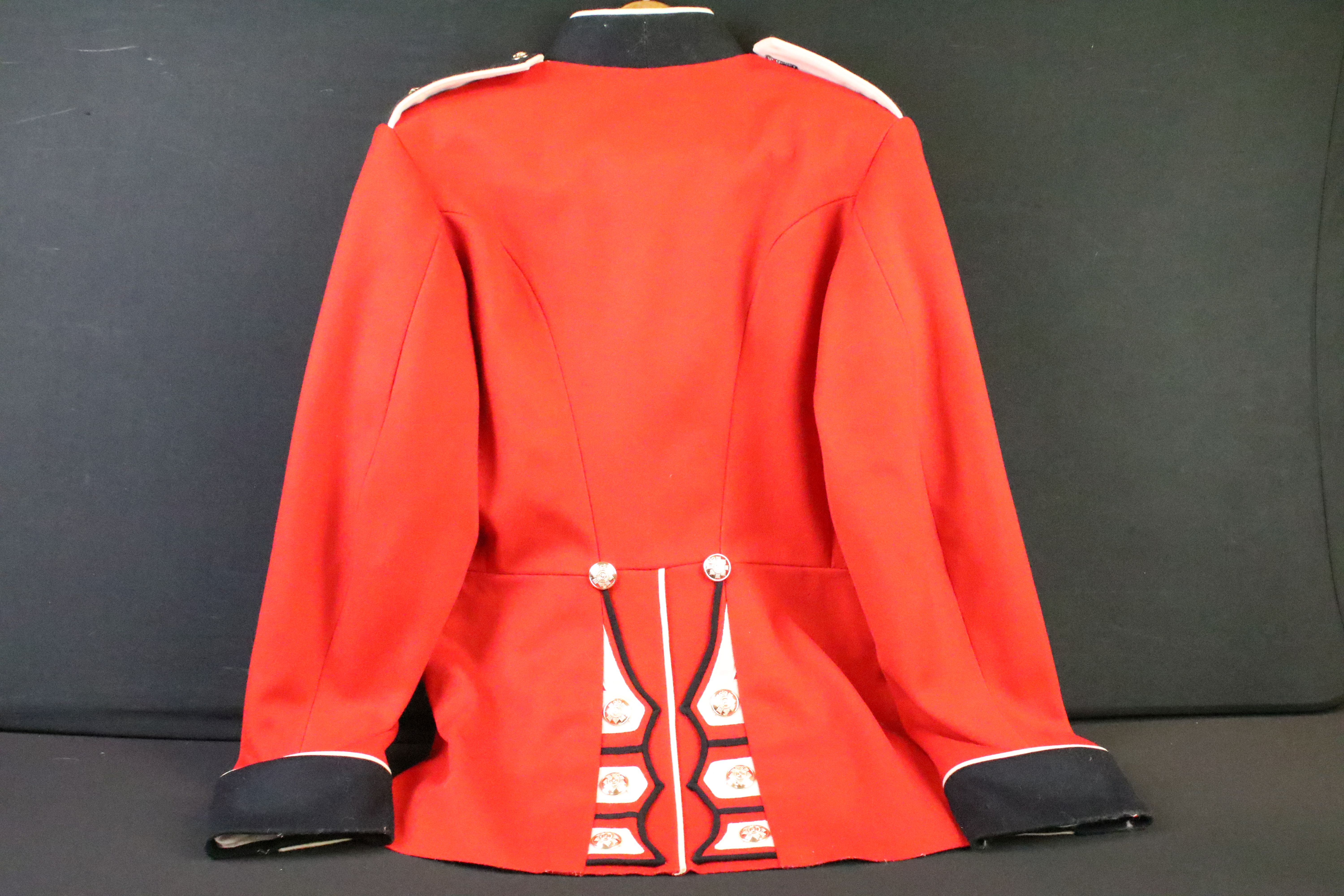 A British Military Scots Guards Regimental red tunic with embroidered collar and queens crown - Image 7 of 7