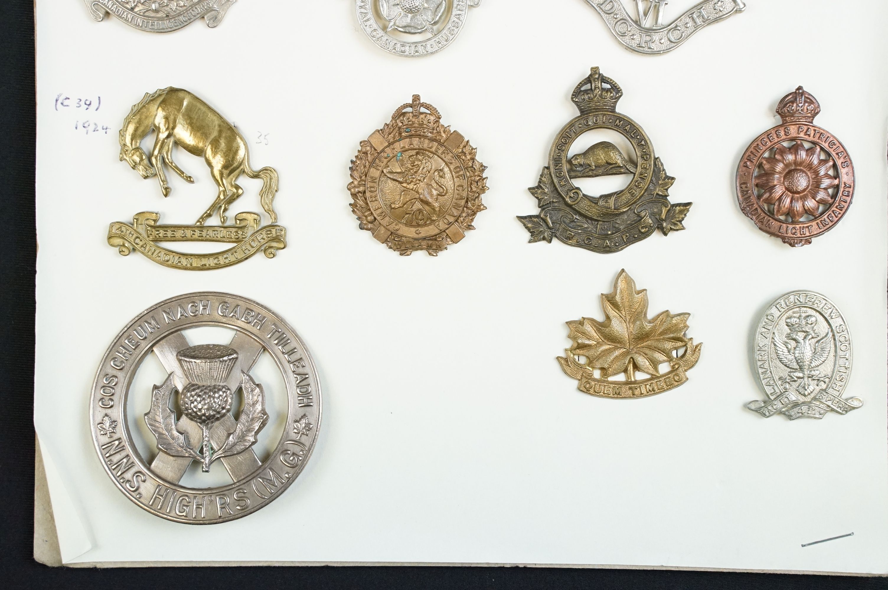 A collection of mainly Canadian military cap and collar badges to include the Royal Engineers, Royal - Image 7 of 8