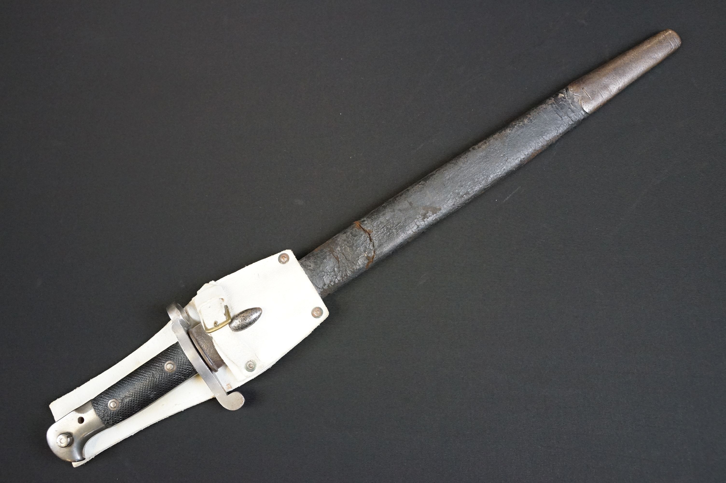 A British bayonet with good clear markings to the blade complete with scabbard and white leather - Image 12 of 16