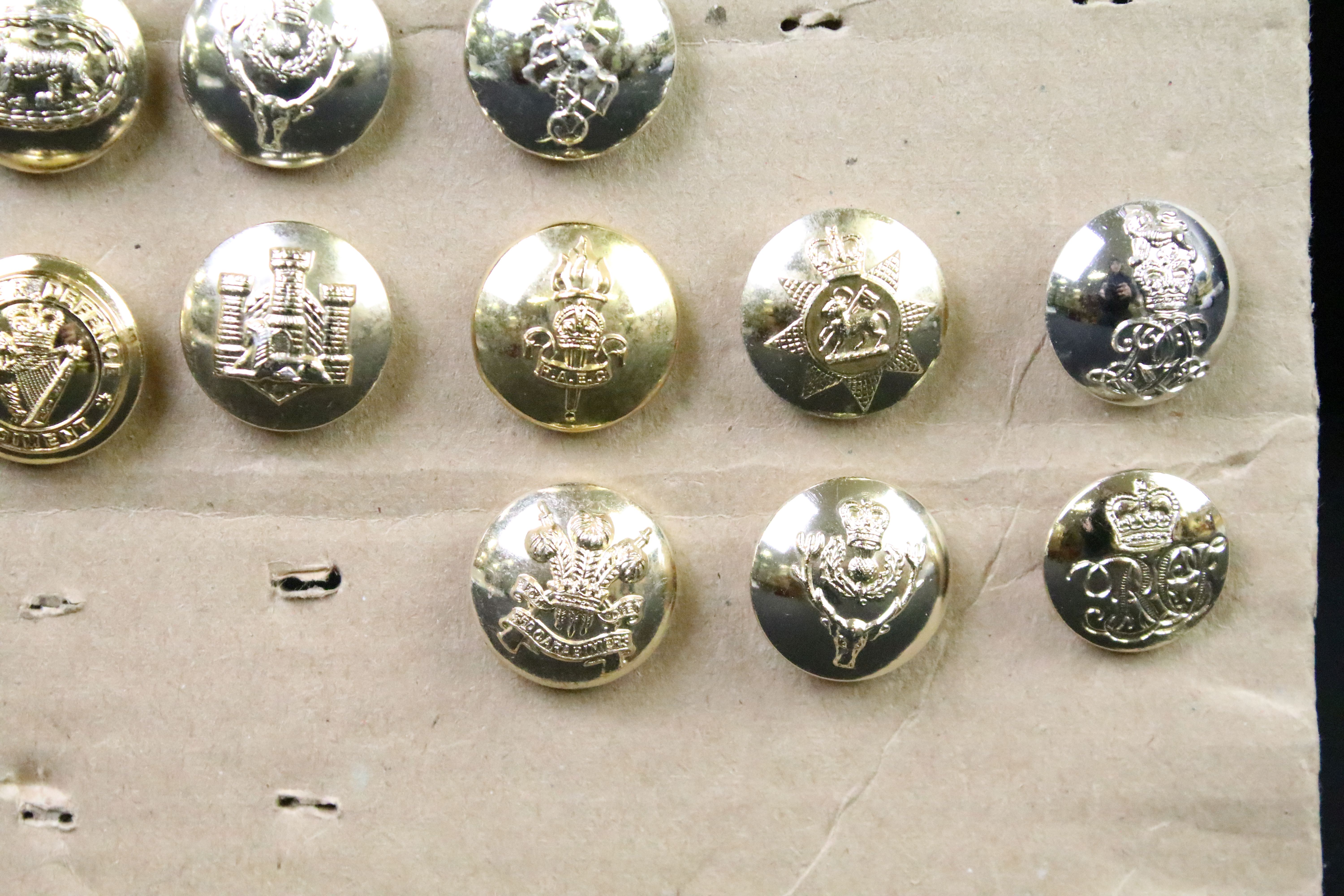 A collection of mainly Staybrite British military buttons to include the Ulster Defence Regiment, - Image 6 of 10