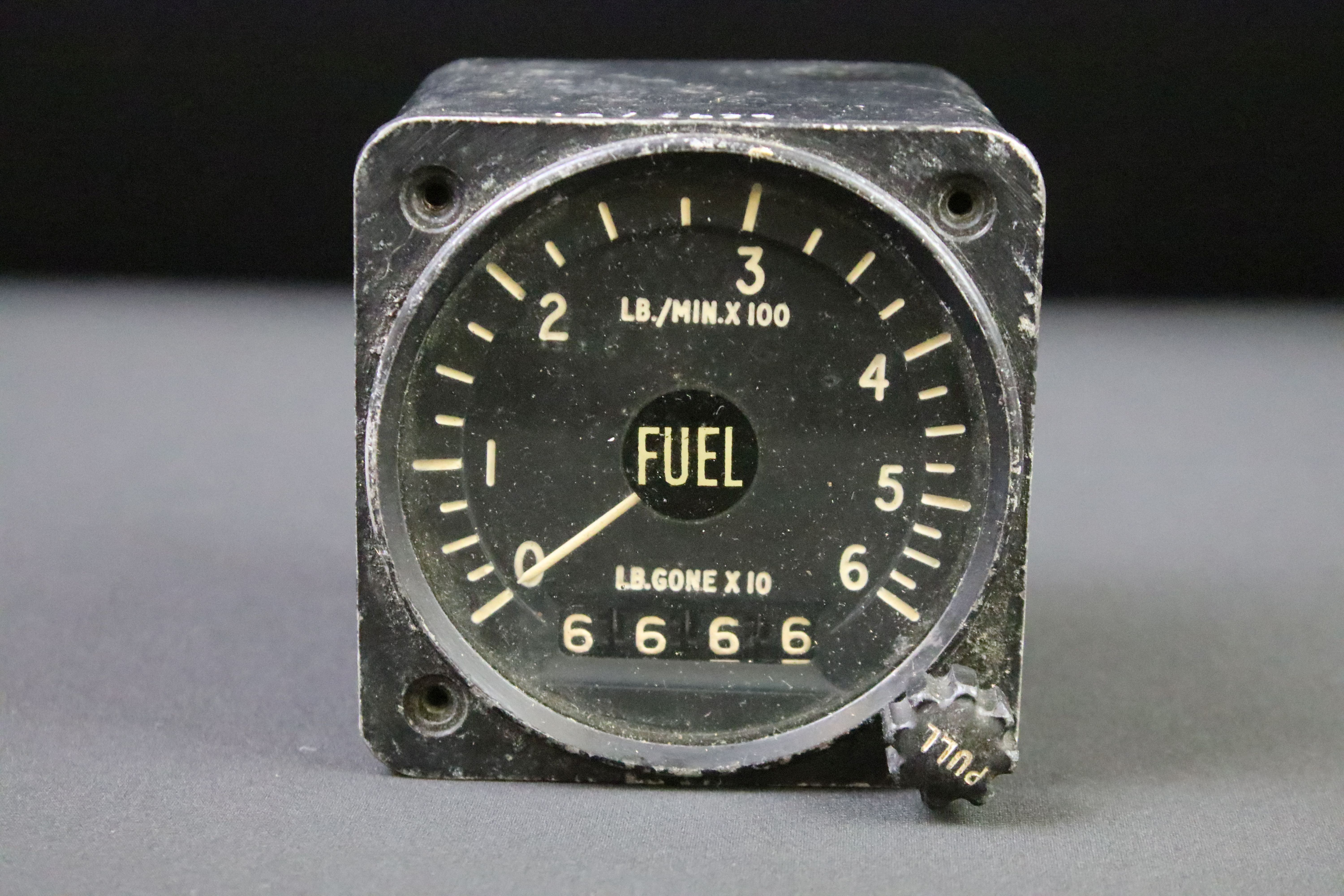 A British military issued RAF / Air Ministry aircraft fuel display gauge. - Image 2 of 4