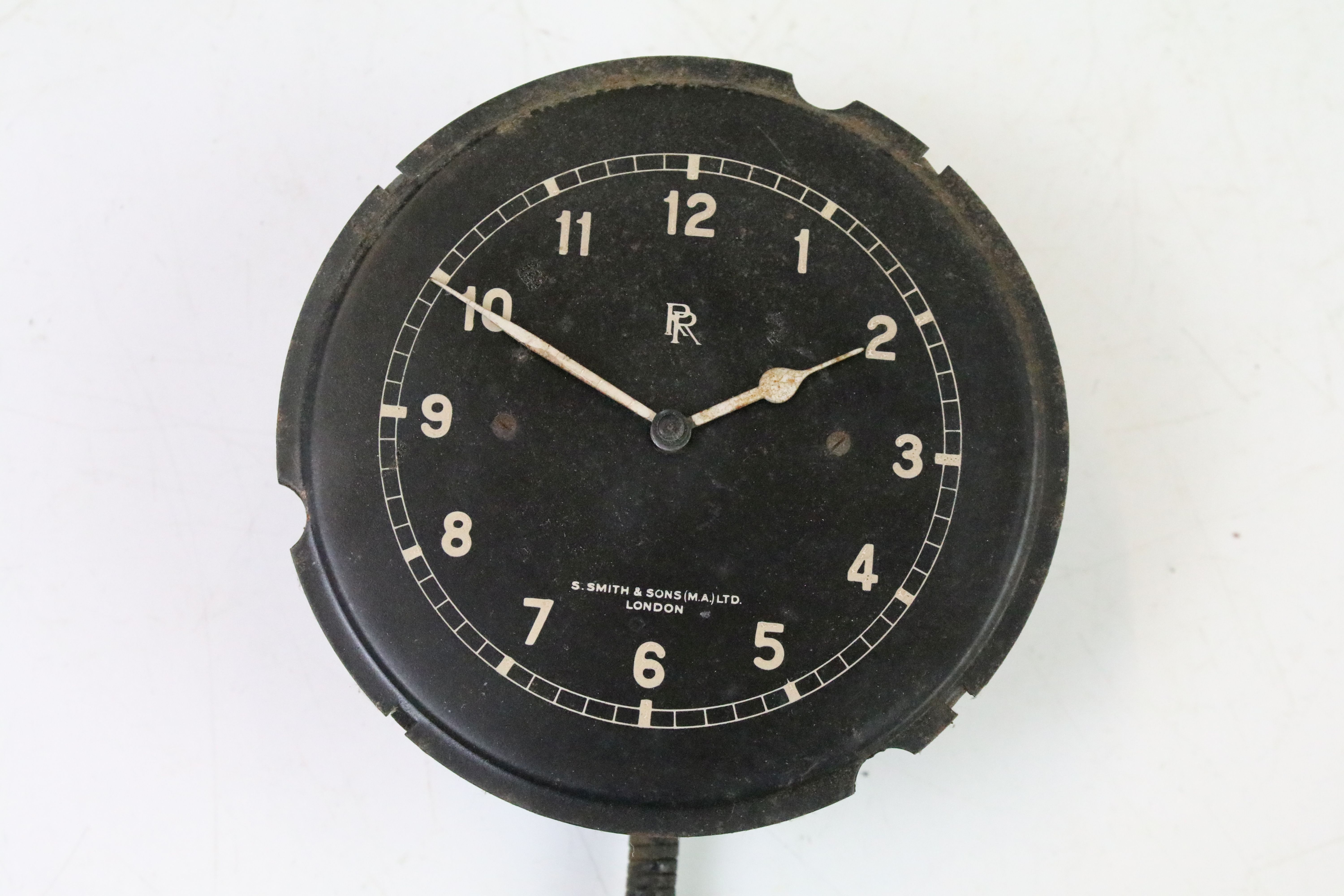 Automobilia - A Smith & Sons Rolls Royce clock with white Arabic numerals on a black face, with - Image 2 of 4