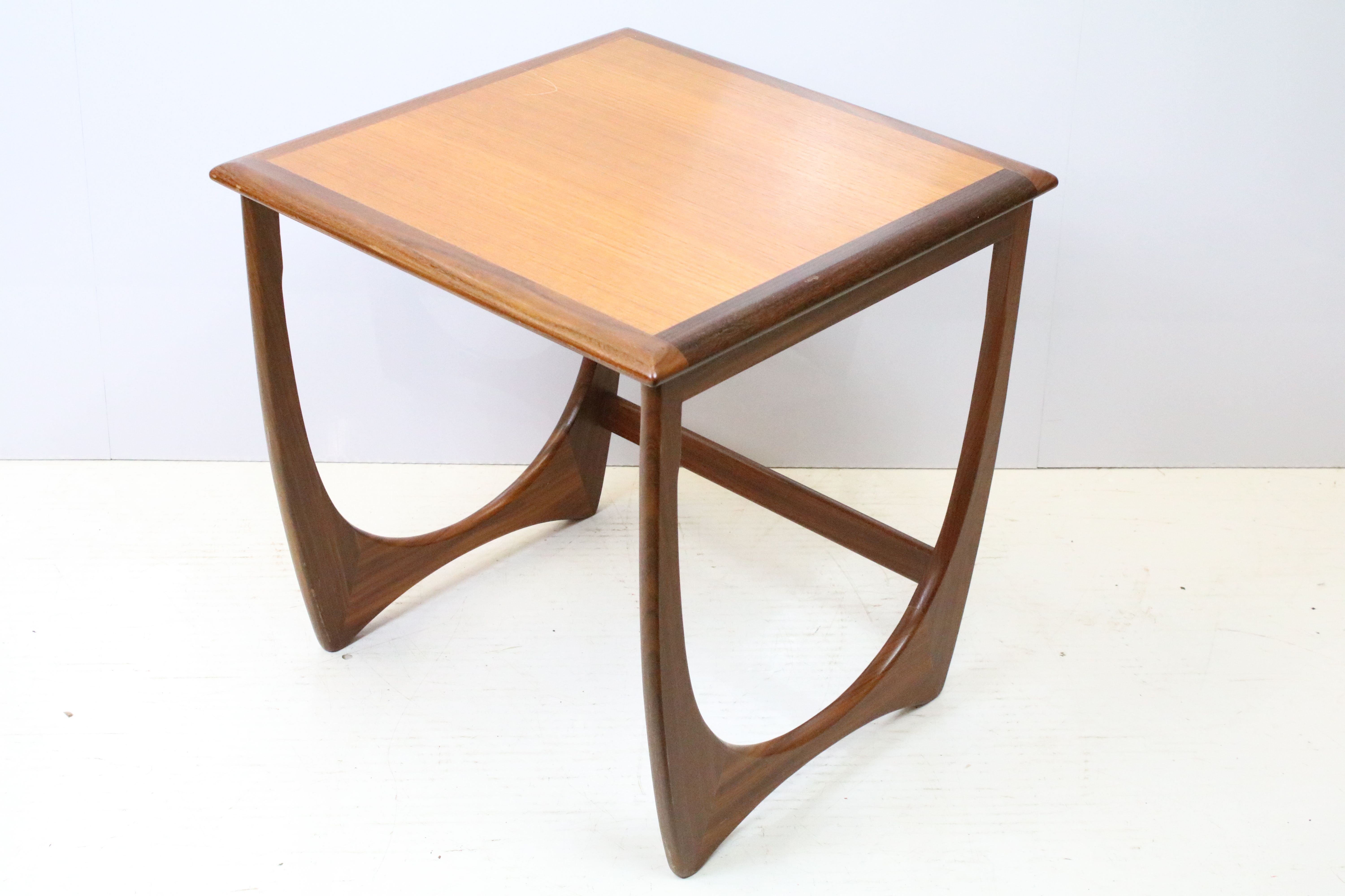 Quadrille nest of three G-Plan tables, label to underside of the smallest table, the largest 51cm - Image 9 of 11