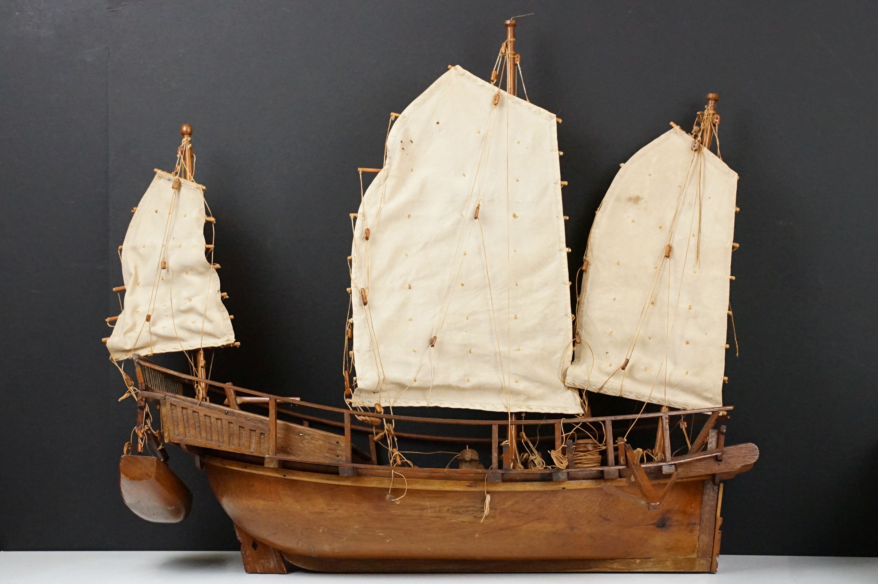 20th Century scratch built junk ship model having three sails, rope detailing, and life boat. - Image 2 of 6