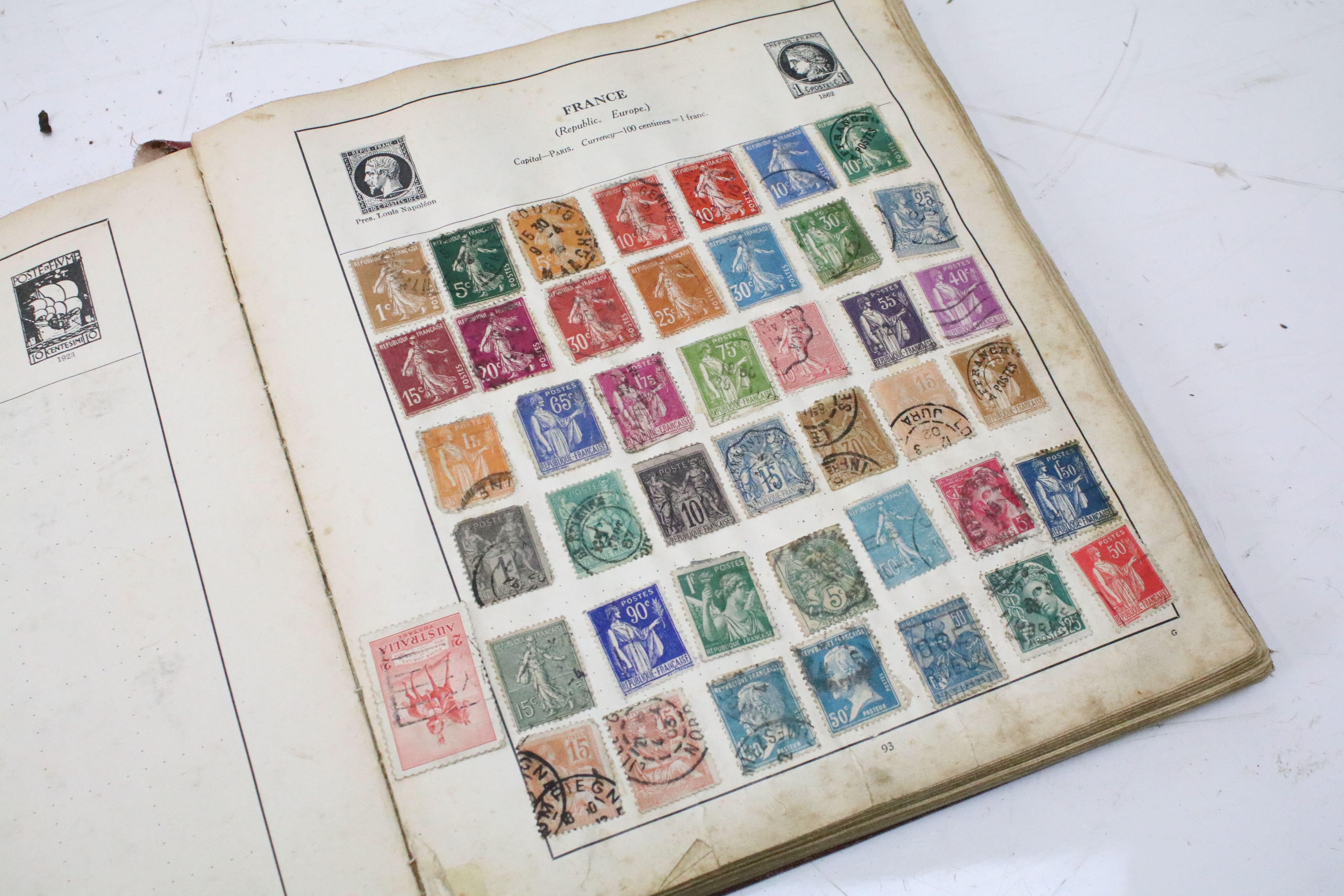 Approximately 100 loose late 20th Century presentation pack stamps, together with an album of - Bild 4 aus 21