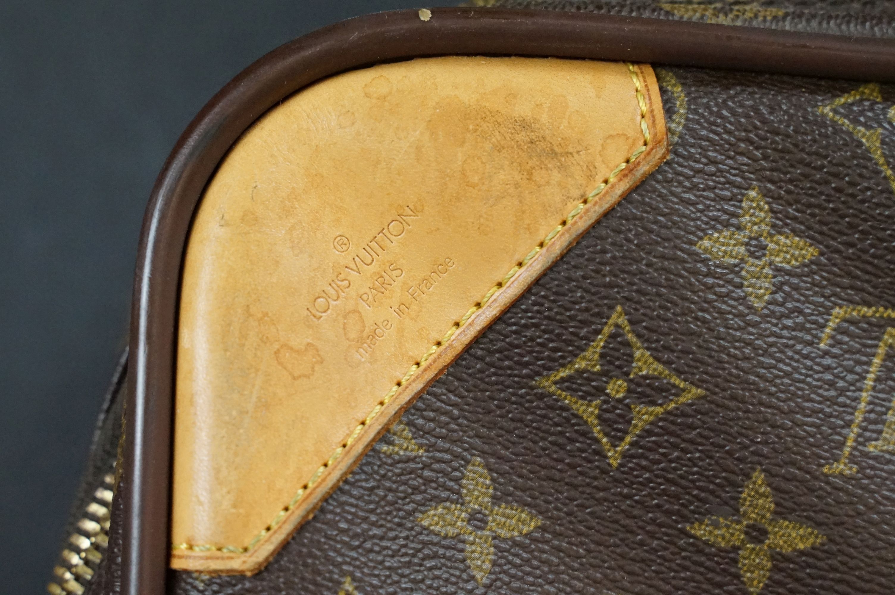 Louis Vuitton - Satellite suitcase having a monogrammed body with two canvas straps and brown - Image 18 of 18