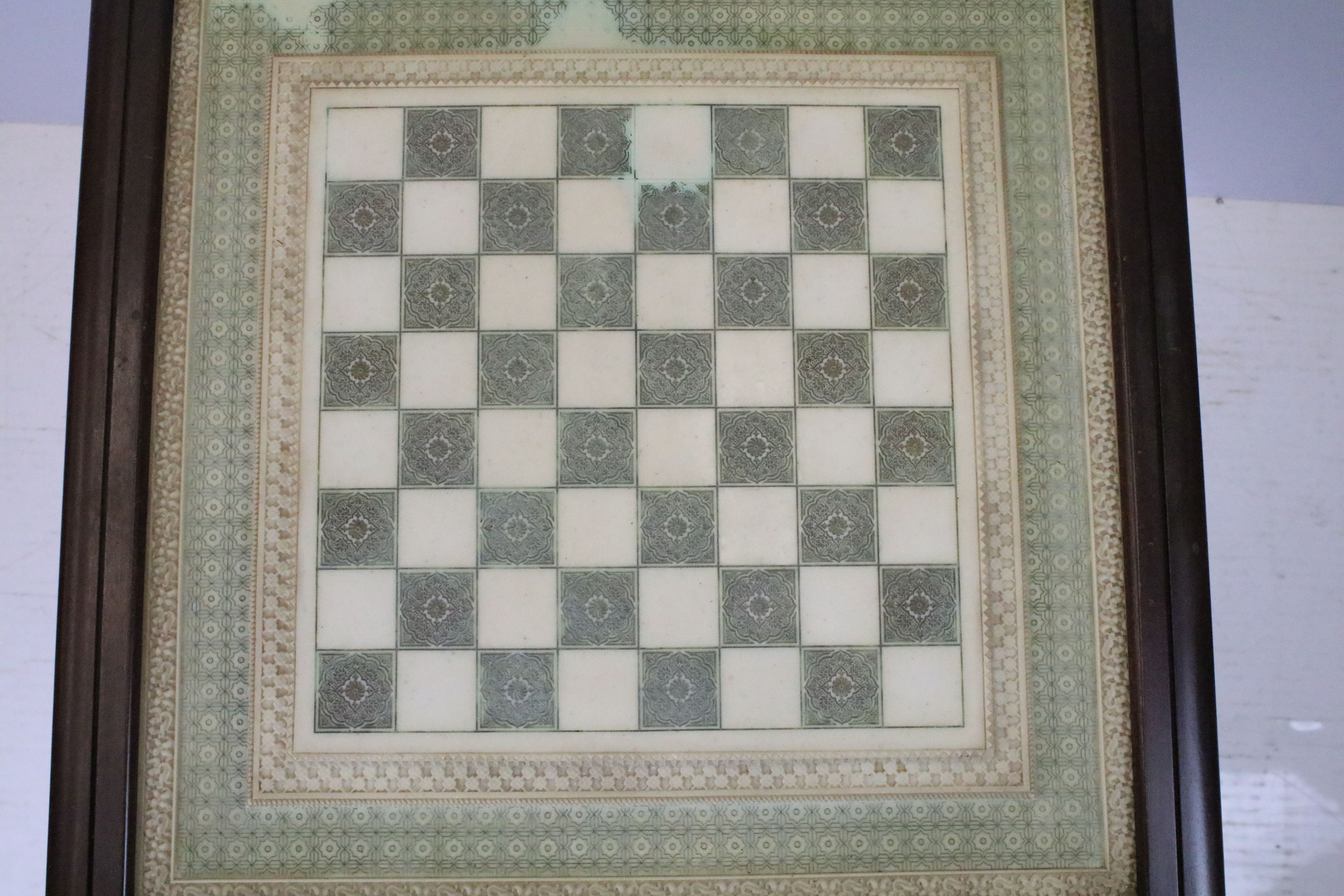 Franklin Mint The Raj Chess Set with marble effect chess board within a mahogany frame raised on a - Image 12 of 12