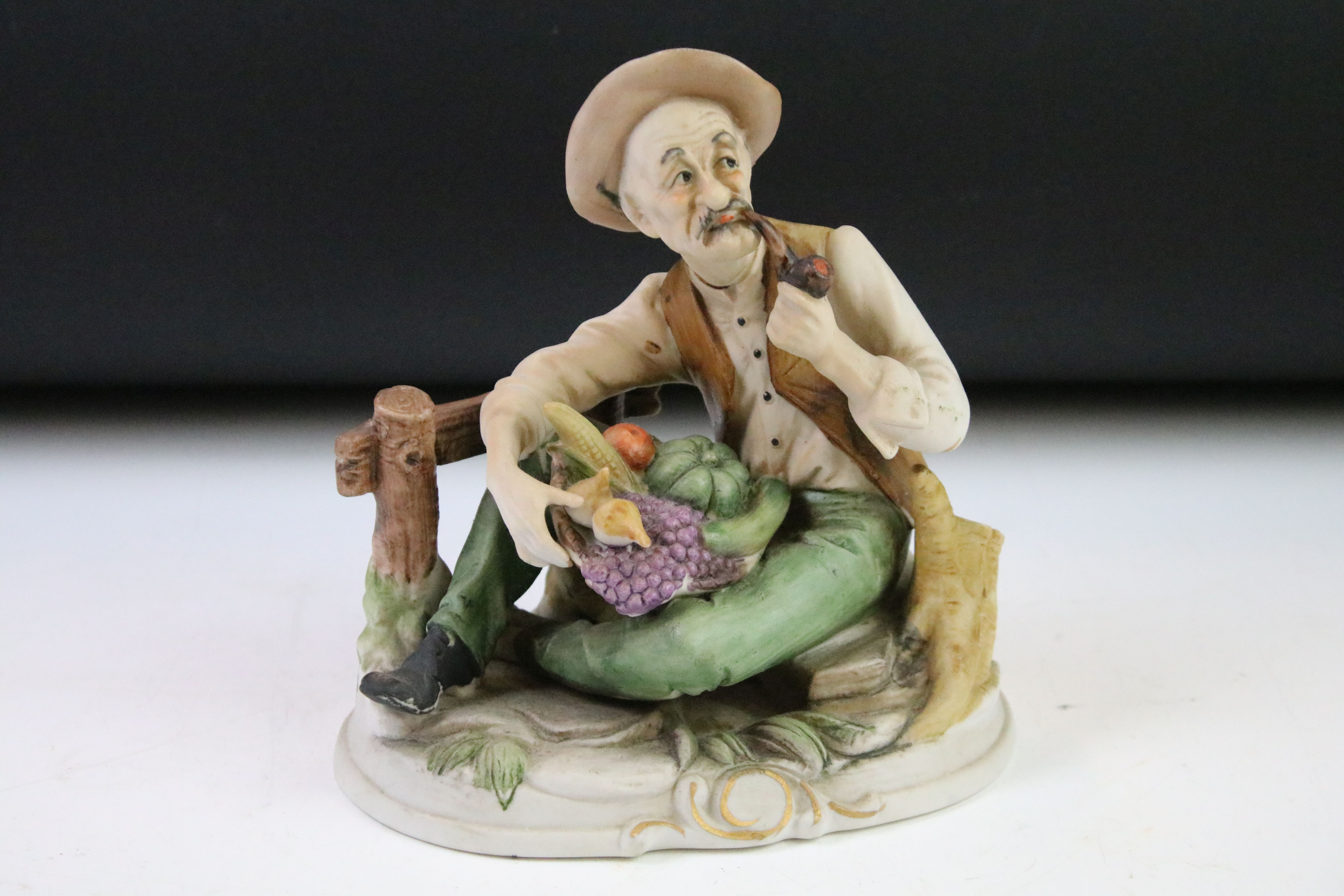 Group of three Italian Naples Capodimonte style figurines to include a man with a basket of fruit - Bild 12 aus 13