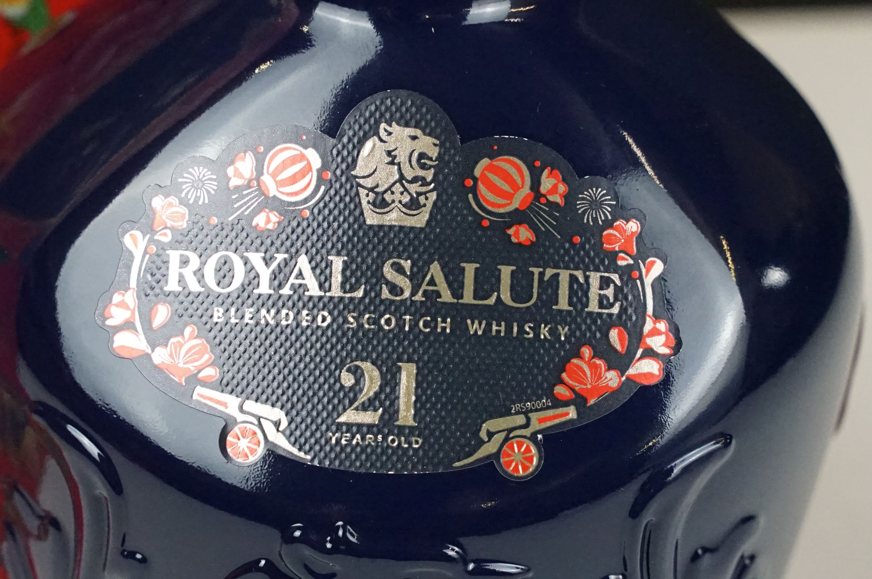 A bottle of Royal Salute 21 year old blended scotch whisky signature blend. 70cl, 40% vol. In - Image 3 of 9