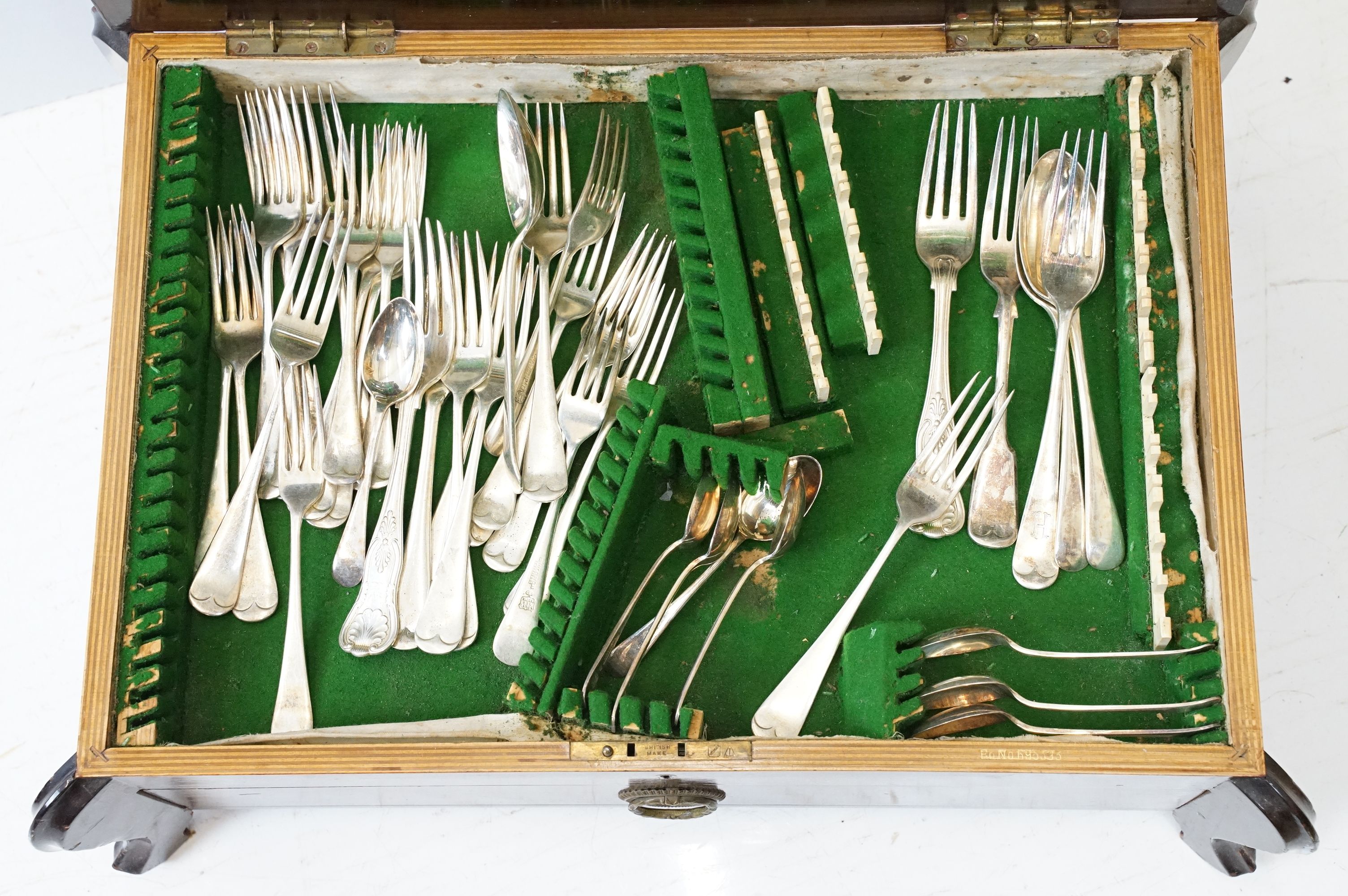 Mahogany cased canteen of cutlery, containing a mixture of silver plated flatware, to include King's - Image 2 of 7