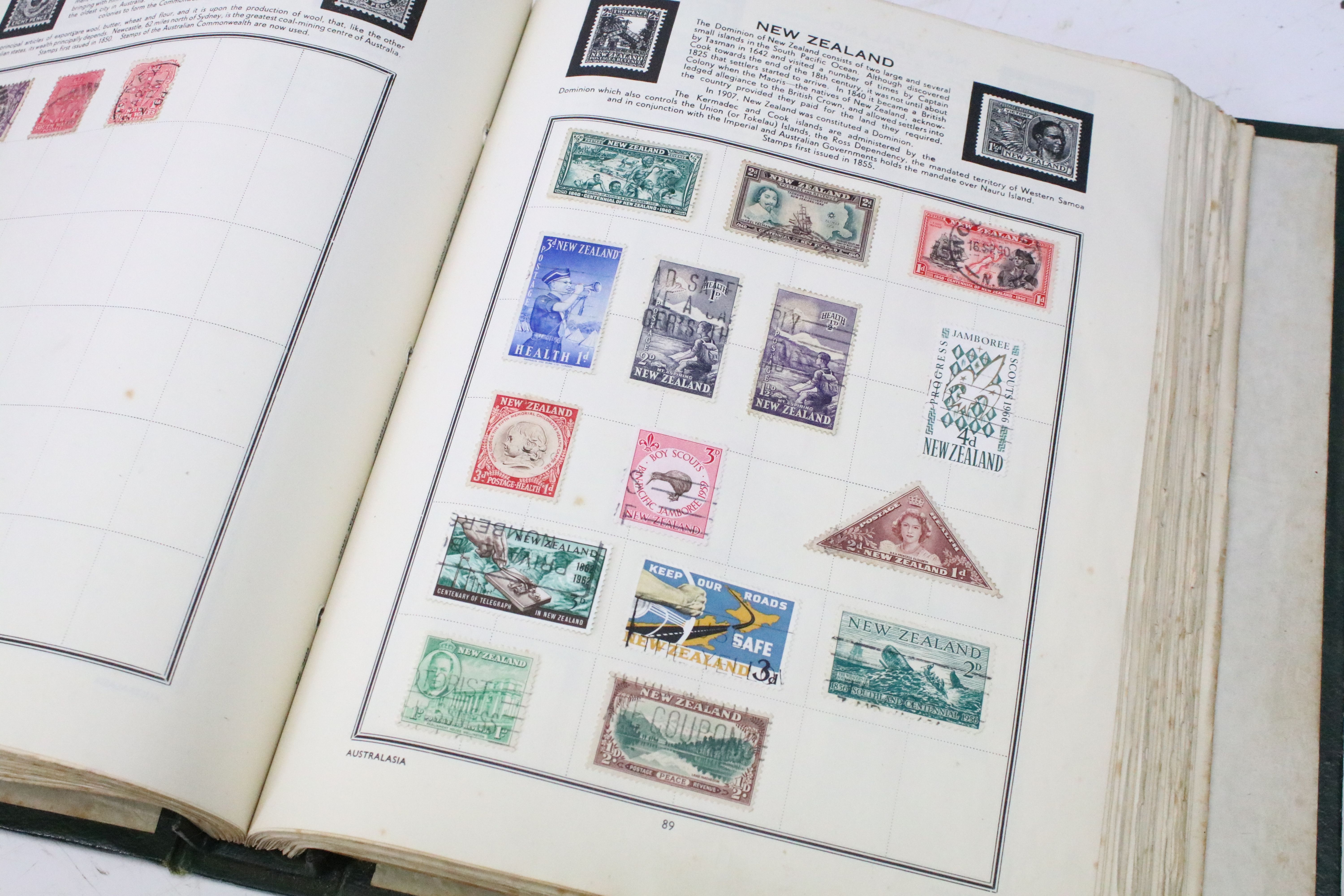 Approximately 100 loose late 20th Century presentation pack stamps, together with an album of - Bild 15 aus 21