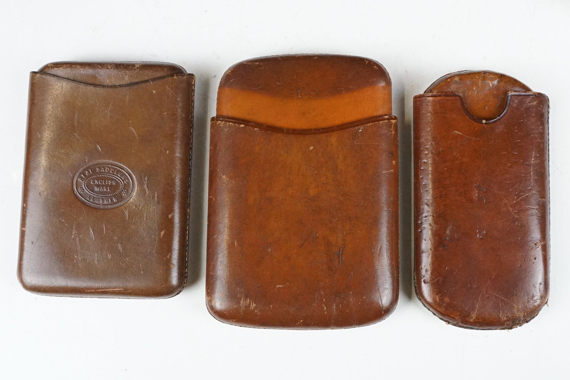 Group of mixed collectables to include hip flasks (featuring a James Dixon & Sons leather example), - Image 2 of 7