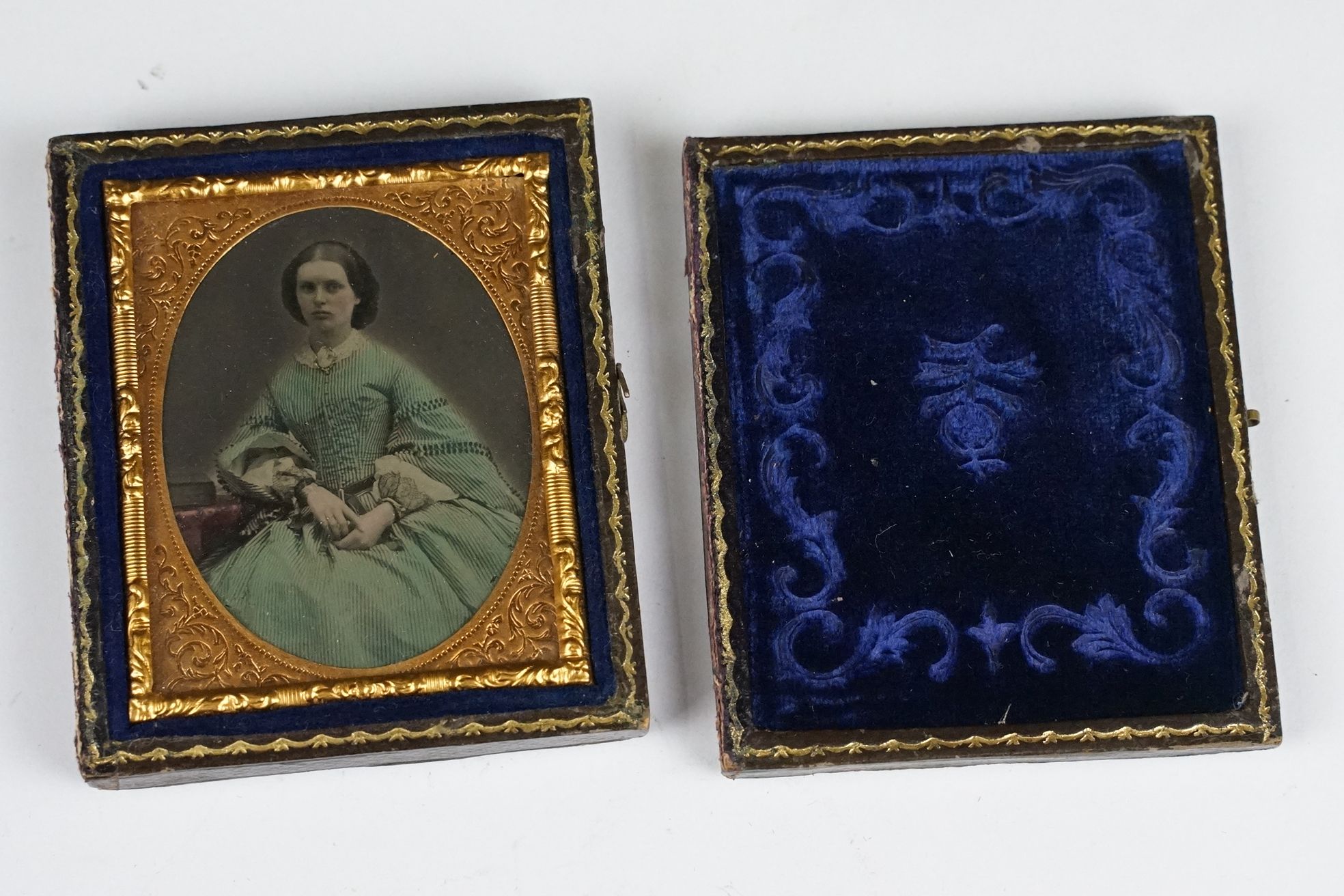 Pair of 19th century miniature portraits in oil, depicting a man and woman, gilt framed & glazed ( - Image 7 of 9