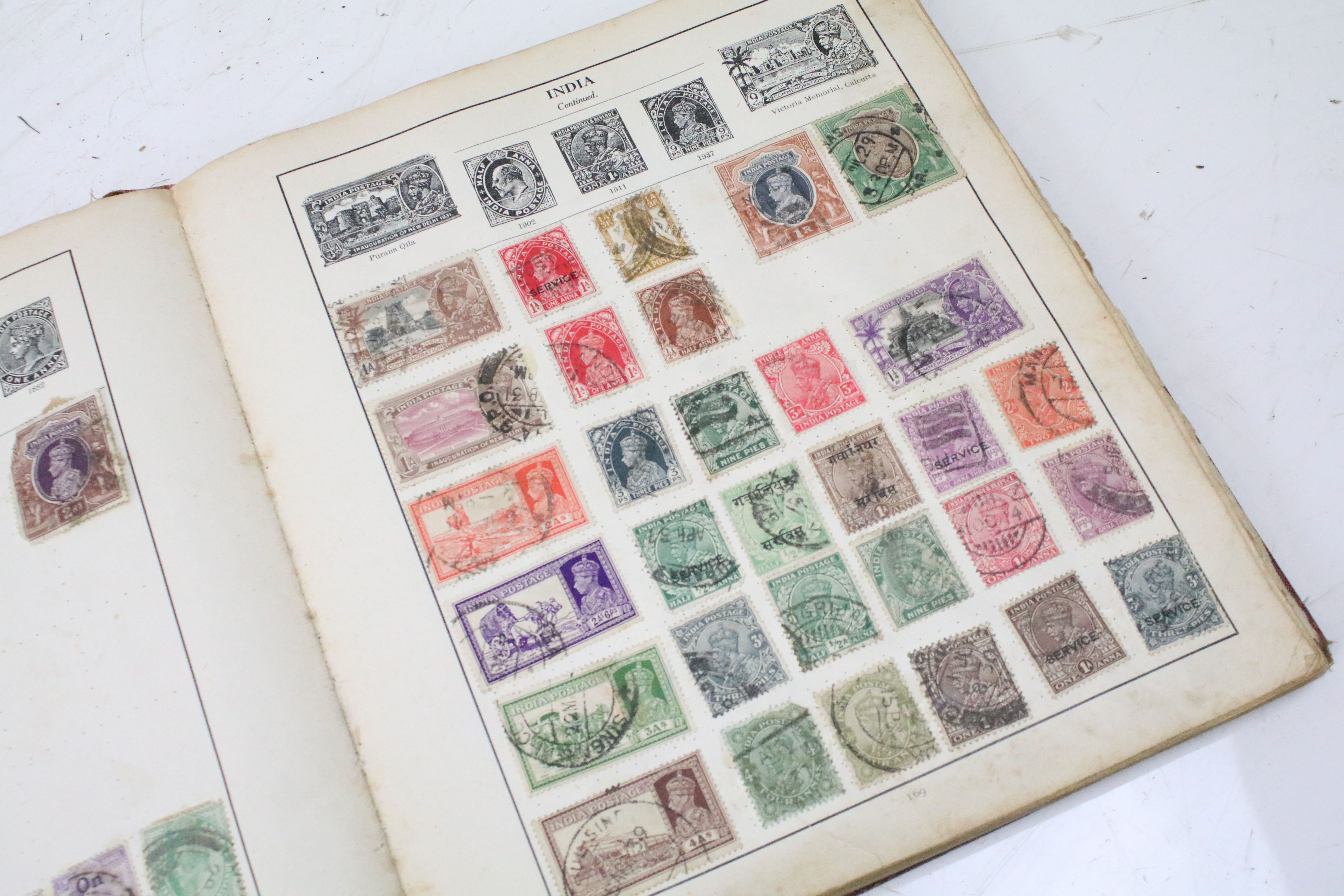 Approximately 100 loose late 20th Century presentation pack stamps, together with an album of - Bild 6 aus 21