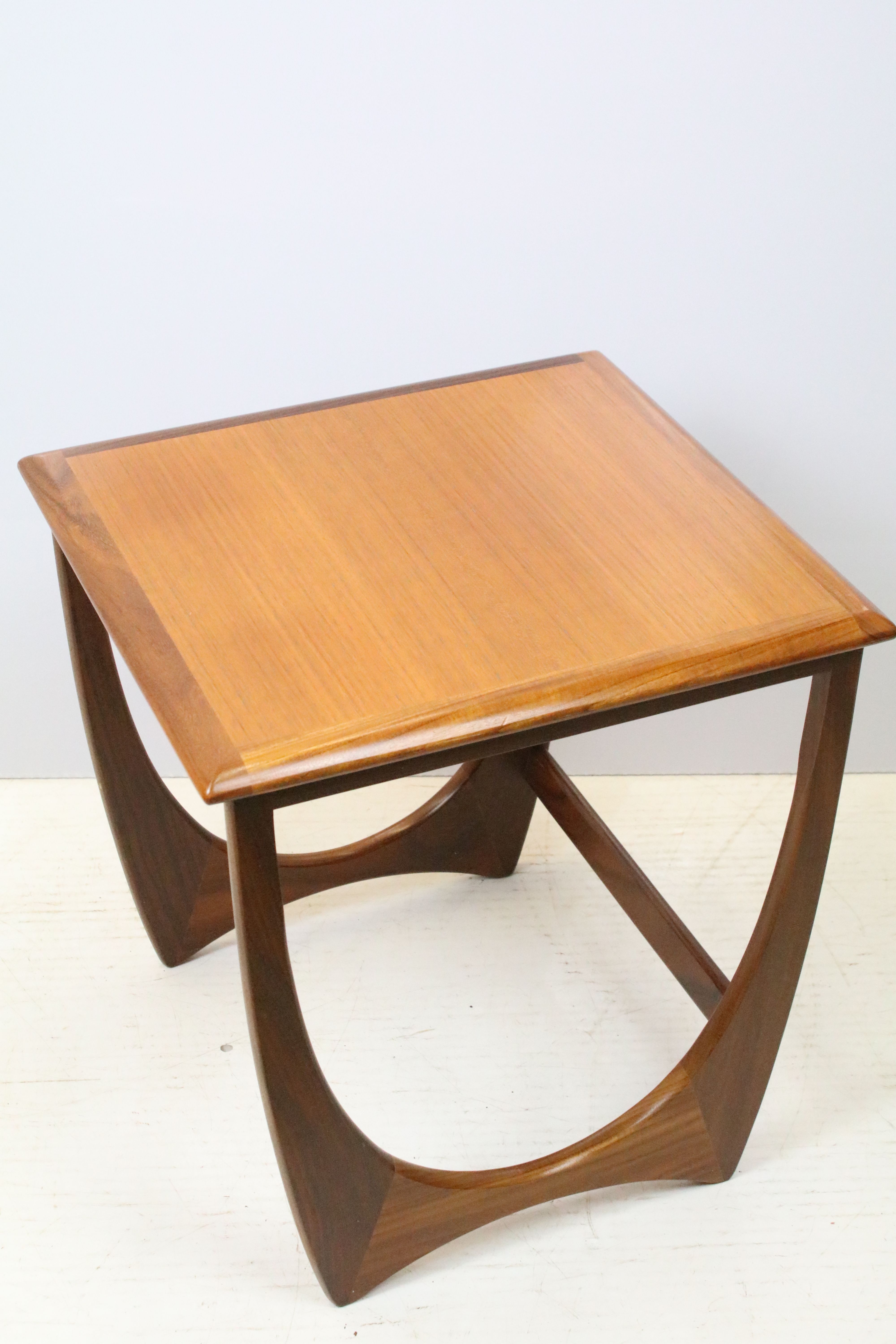 Quadrille nest of three G-Plan tables, label to underside of the smallest table, the largest 51cm - Image 7 of 11