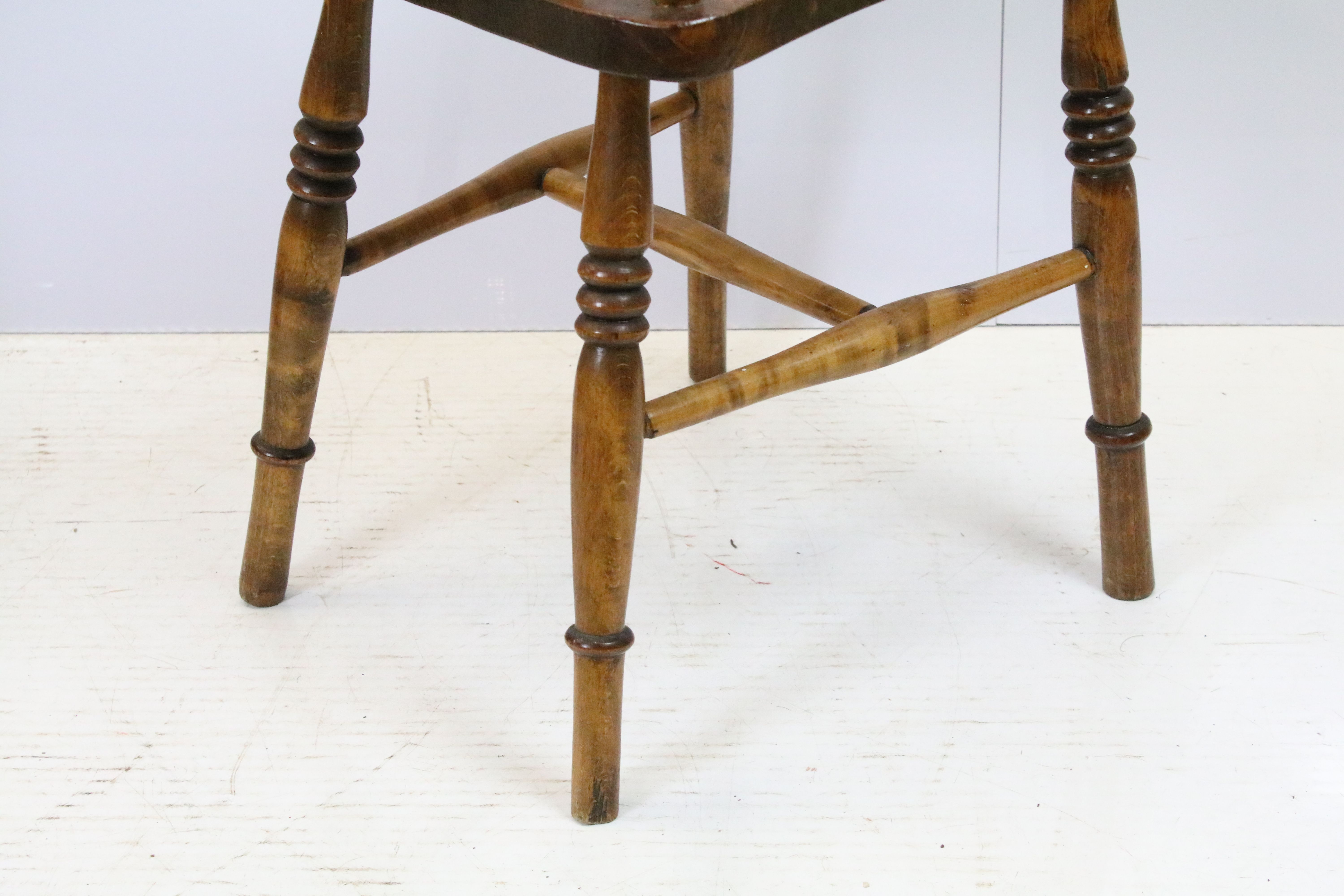 Set of three early 20th century oak kitchen chairs, 84cm x 36.5cm wide x 38cm deep (seat) and - Image 4 of 8