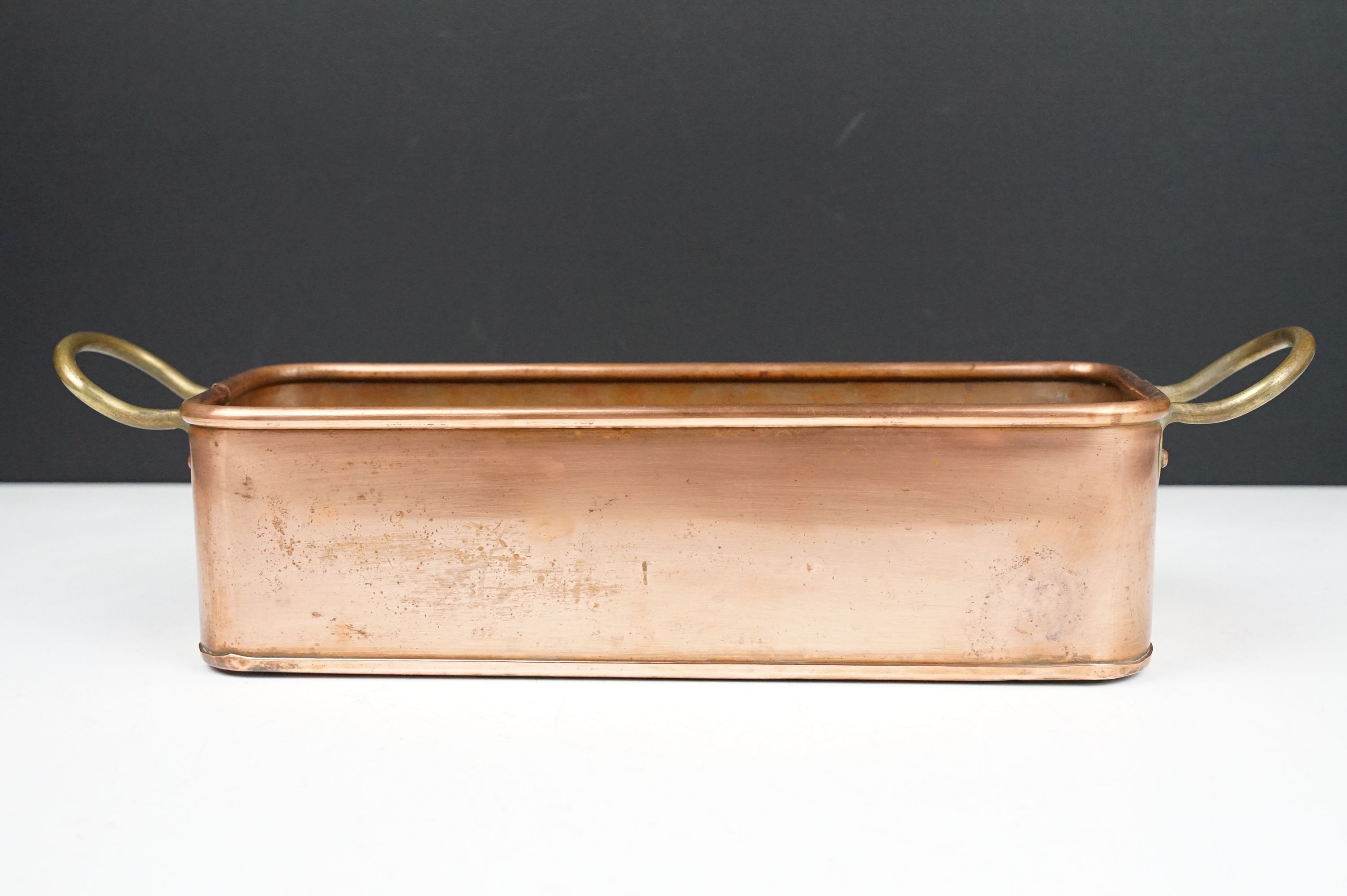 Copper Rectangular Planter with rolled rim and two brass loop handles, 39cm long - Bild 2 aus 5