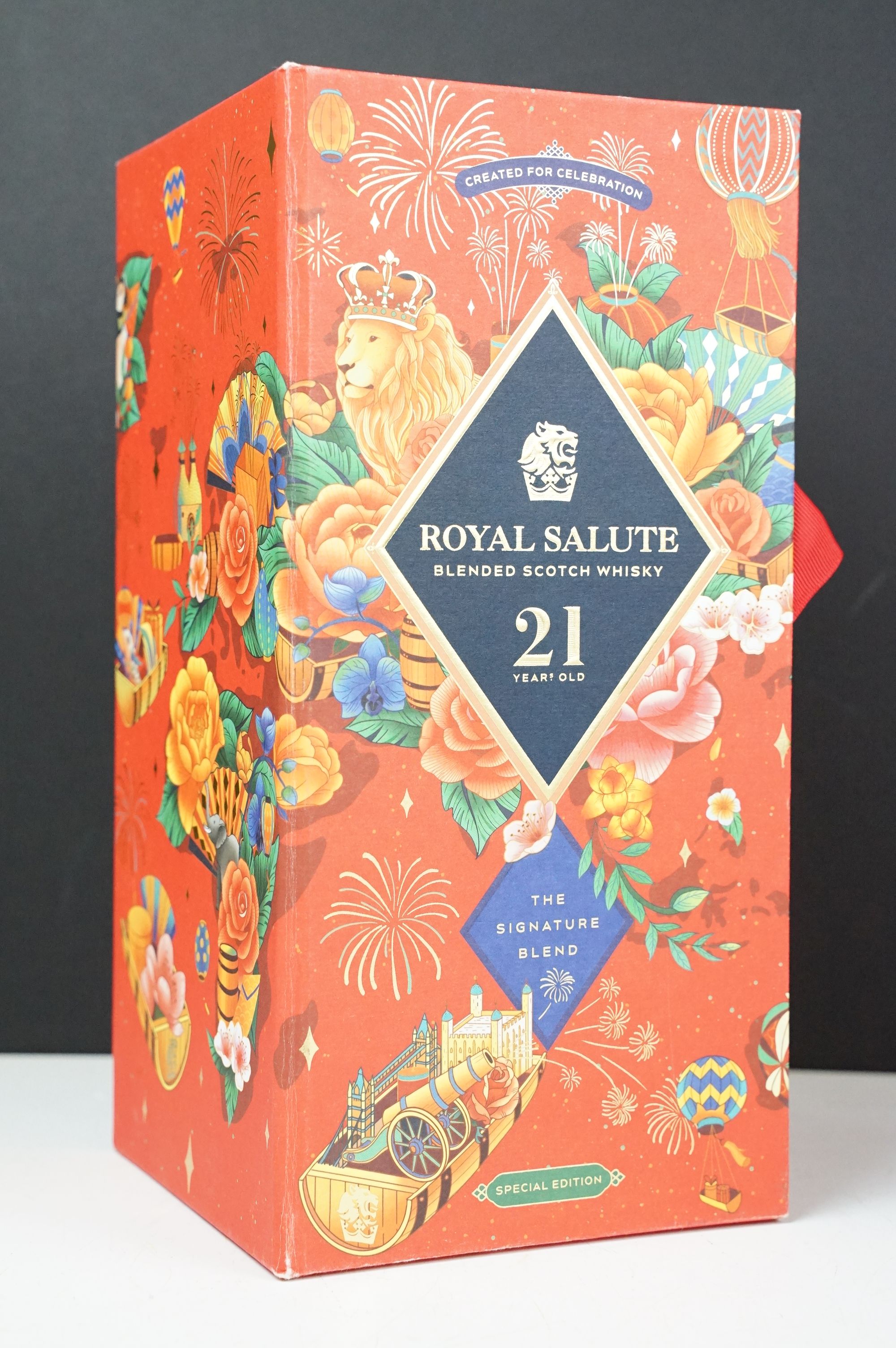 A bottle of Royal Salute 21 year old blended scotch whisky signature blend. 70cl, 40% vol. In - Image 7 of 9