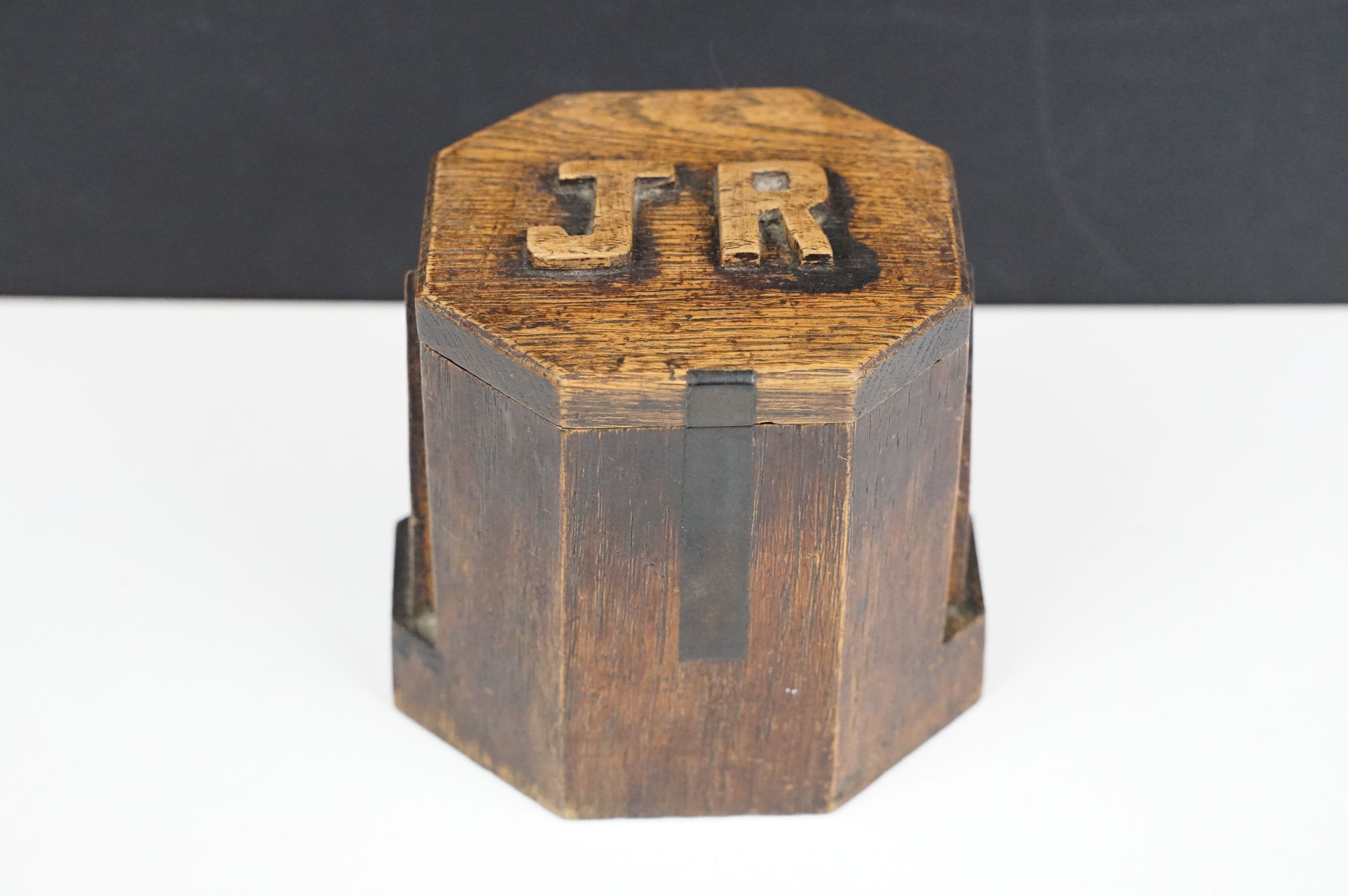 Early-to-mid 20th C tobacco jar with 'JR' initials to lid and Art Deco geometric detail, approx 11cm