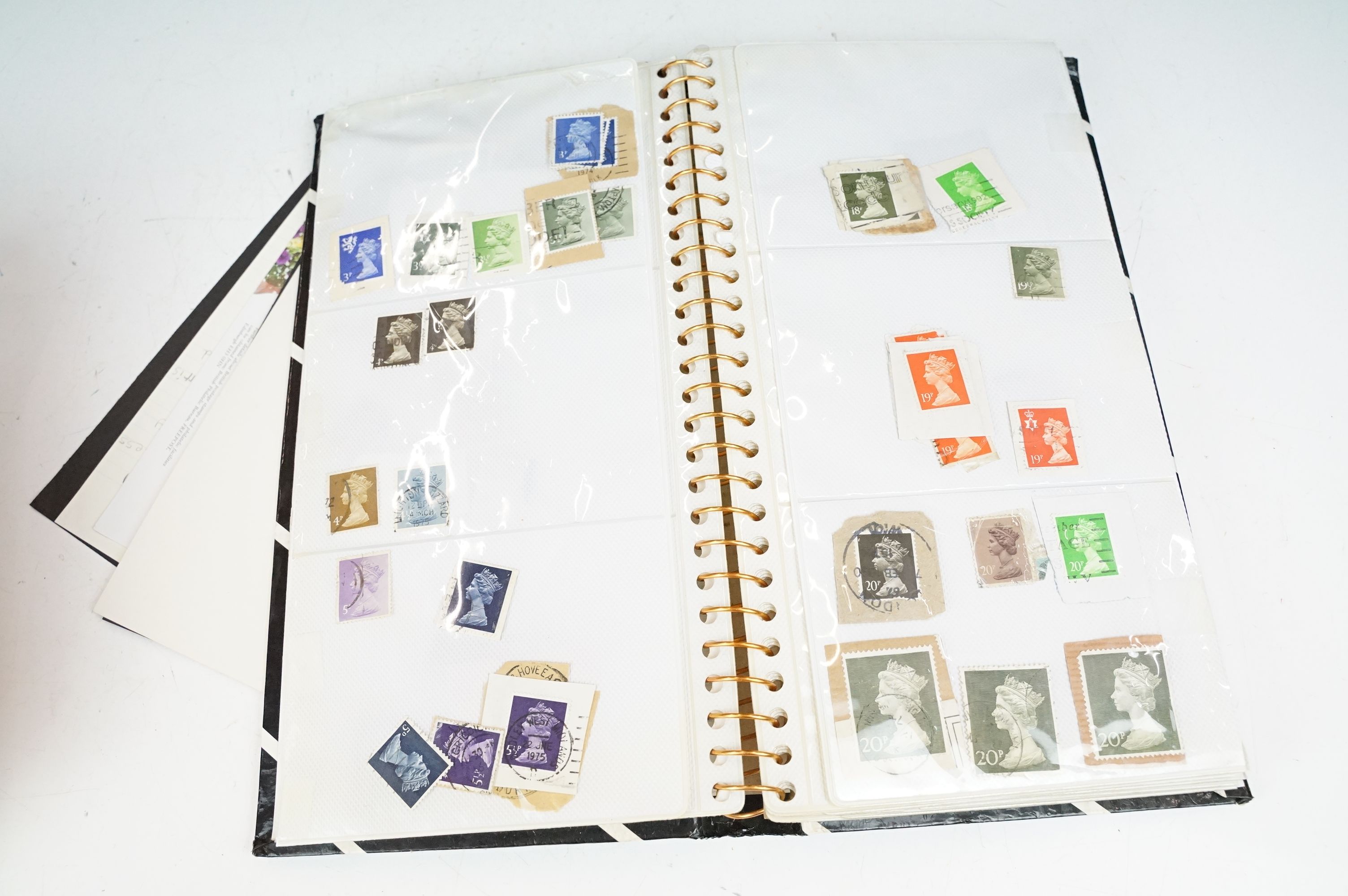 Collection of stamps to include Diana princess of Wales presentation pack, and a selection of - Image 10 of 10