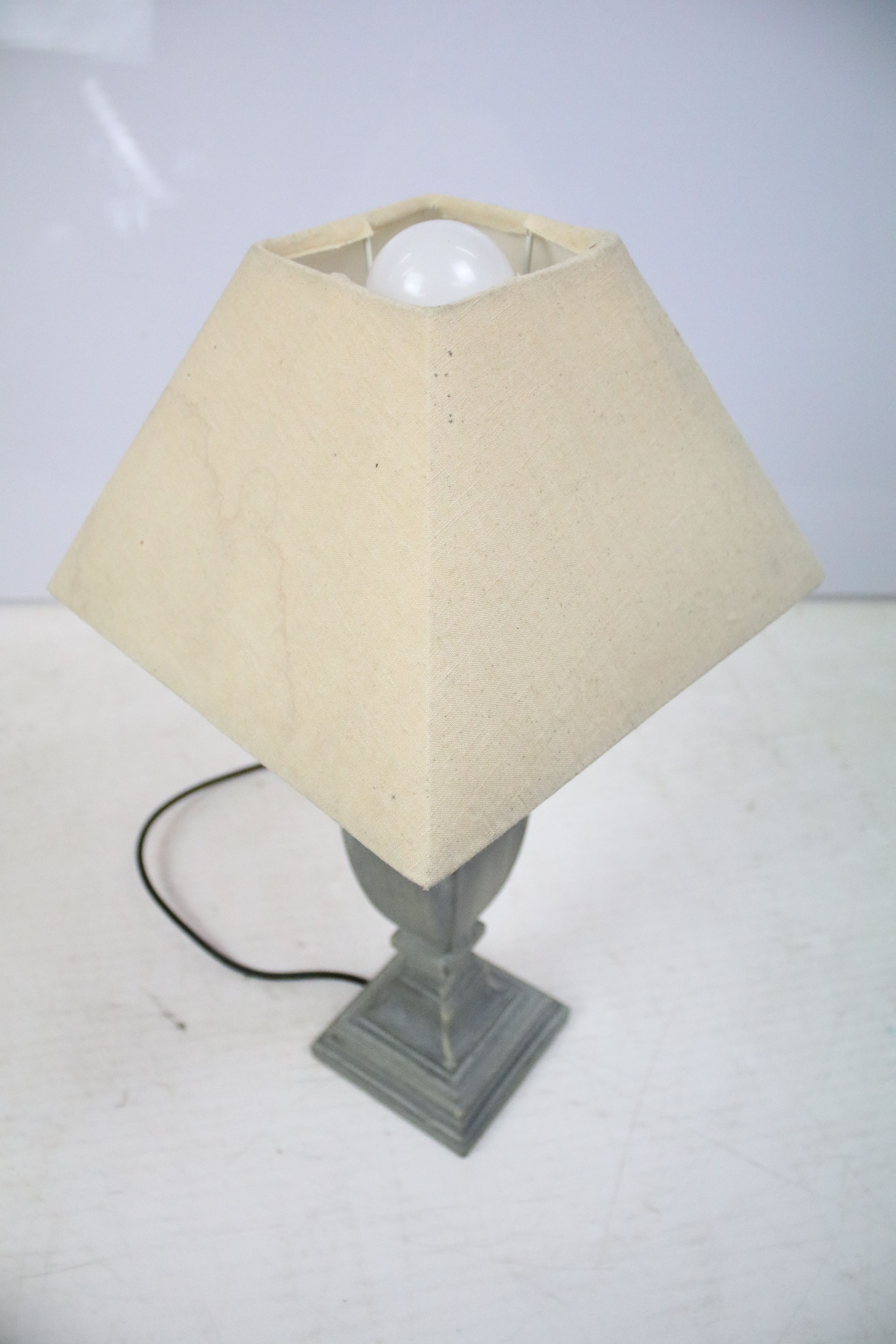 Mid 20th century industrial style anglepoise desk / work lamp, together with a wooden table lamp - Image 5 of 5