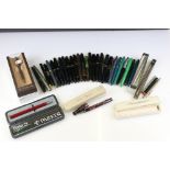 Collection of vintage pens to include a quantity of fountain pens (featuring gold nibbed