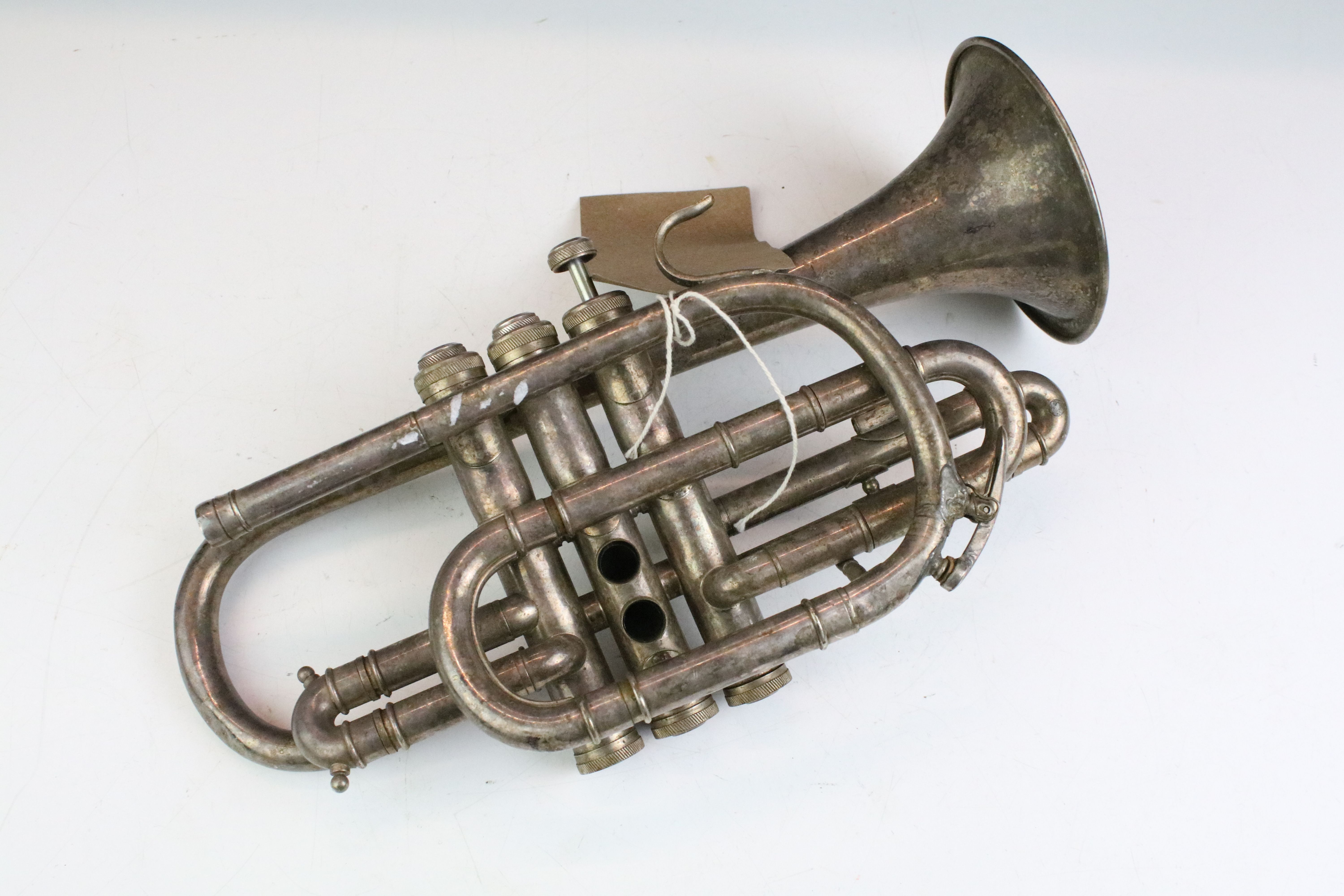 Barratts of Manchester silverplated cornet with mother of pearl inlaid valves. Measures 33cm wide. - Image 3 of 4